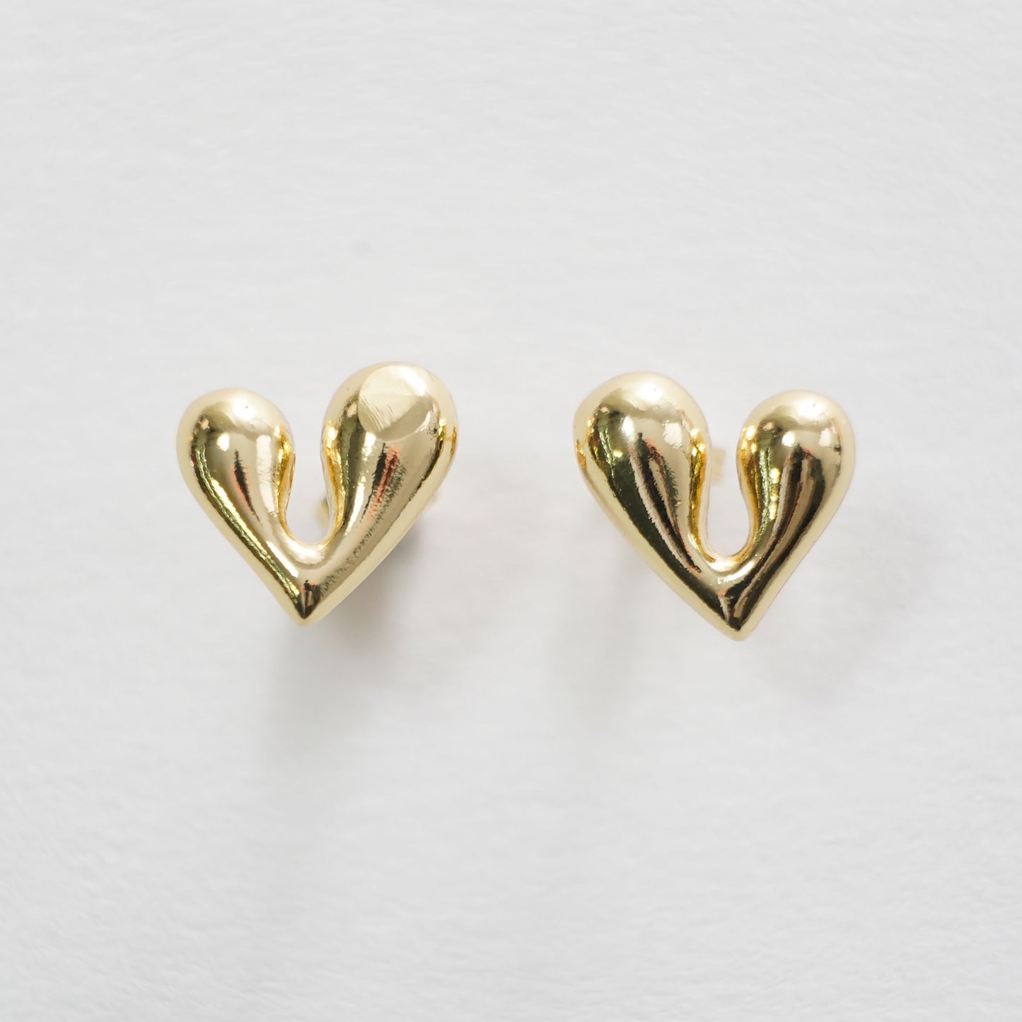 1pair 18K Gold Filled Heart Earrings,Gold Earrings,Dainty Earrings