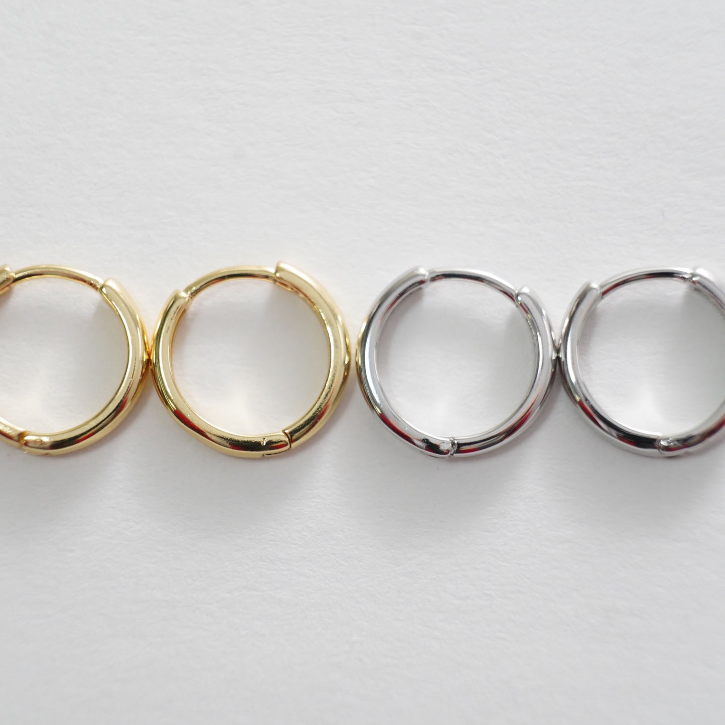 1pair 18K Gold Filled thin Hoops Earrings,Gold Earrings,Dainty Hoops Huggie,Gold Huggies Hoop Earrings