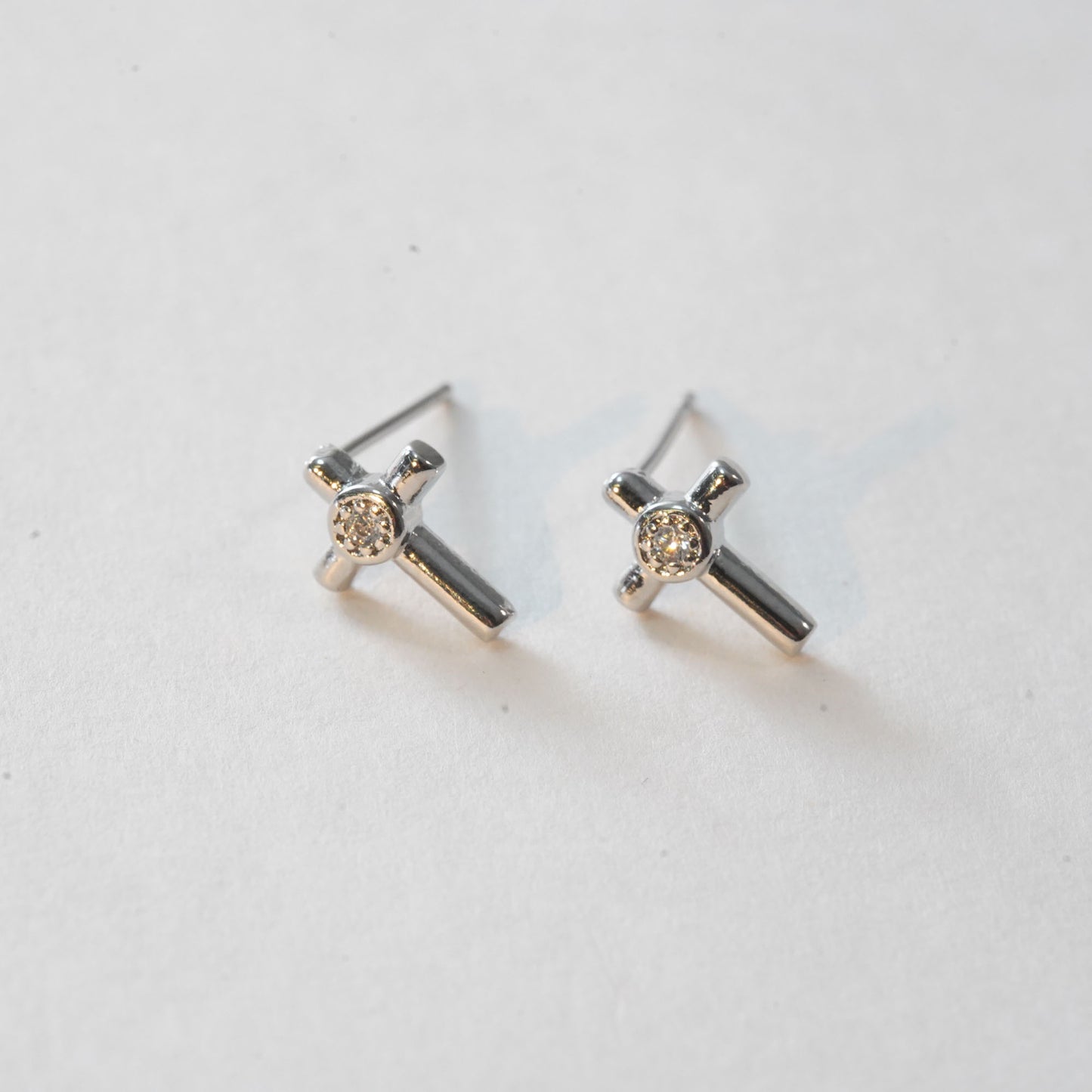 1pair 18K Gold Filled Cross Earrings,Gold Earrings,Dainty Earrings
