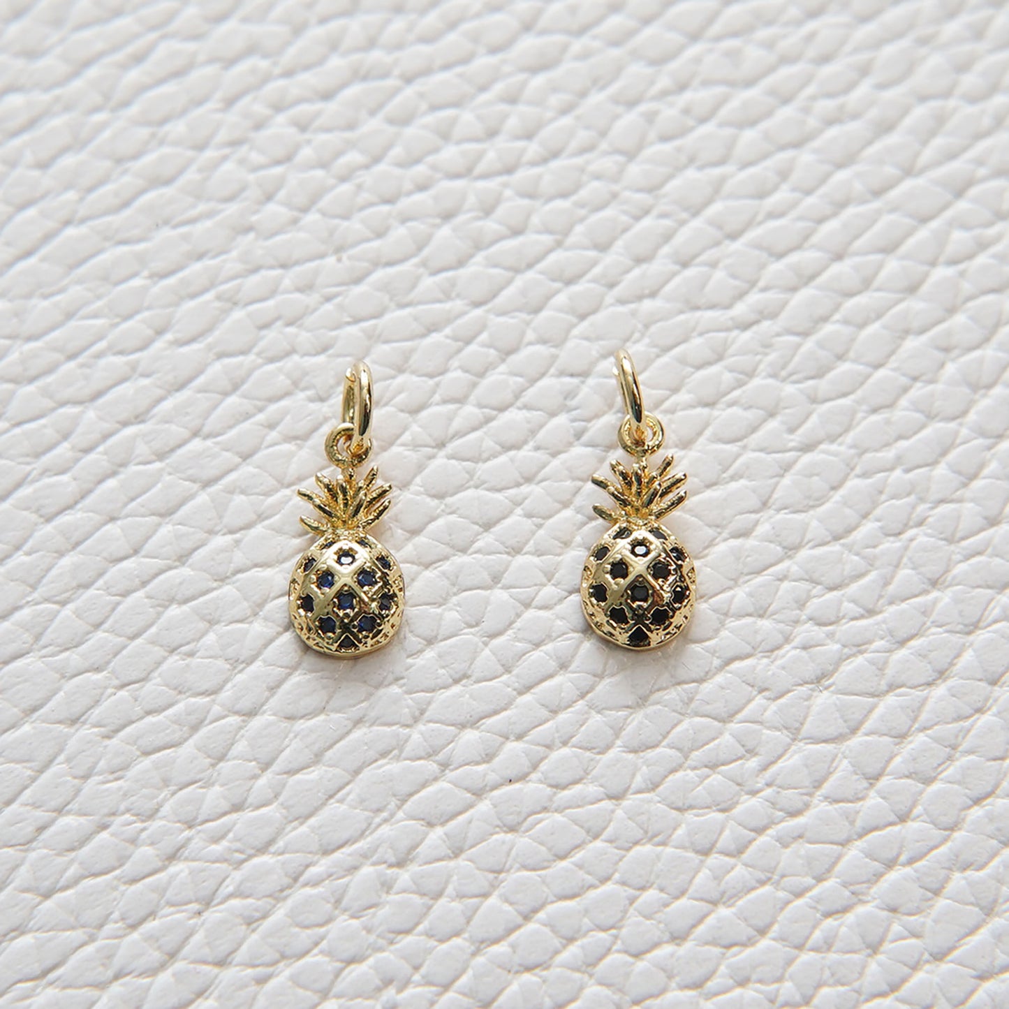 Gold Pineapple Charms,18K Gold Filled Pineapple Pendant,Fruit Charm Bracelet Necklace for DIY Jewelry Making Supply
