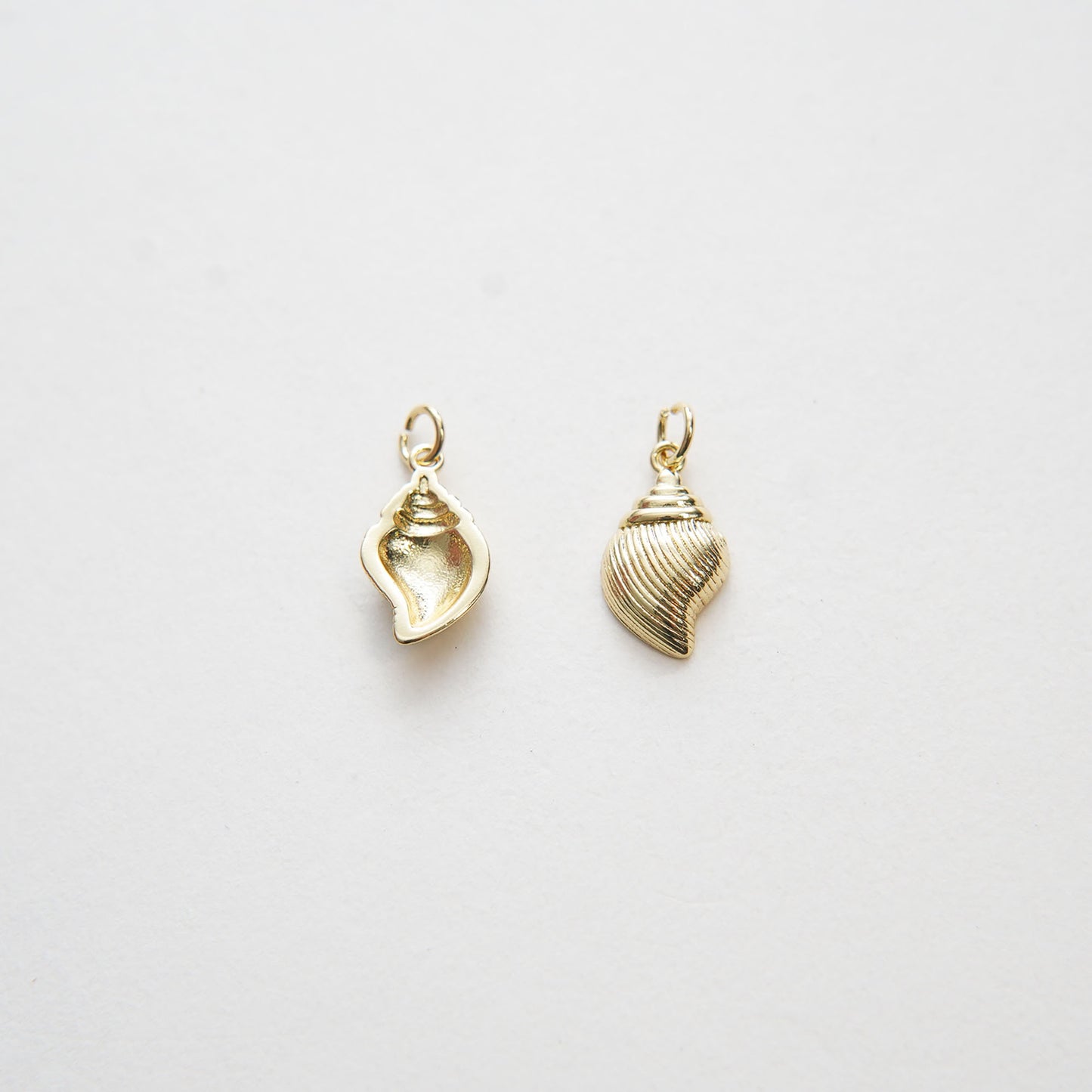 Gold Conch Charms,18K Gold Filled Conch Shell Pendant,Silver Conch Shell Charm Bracelet Necklace for DIY Jewelry Making Supply