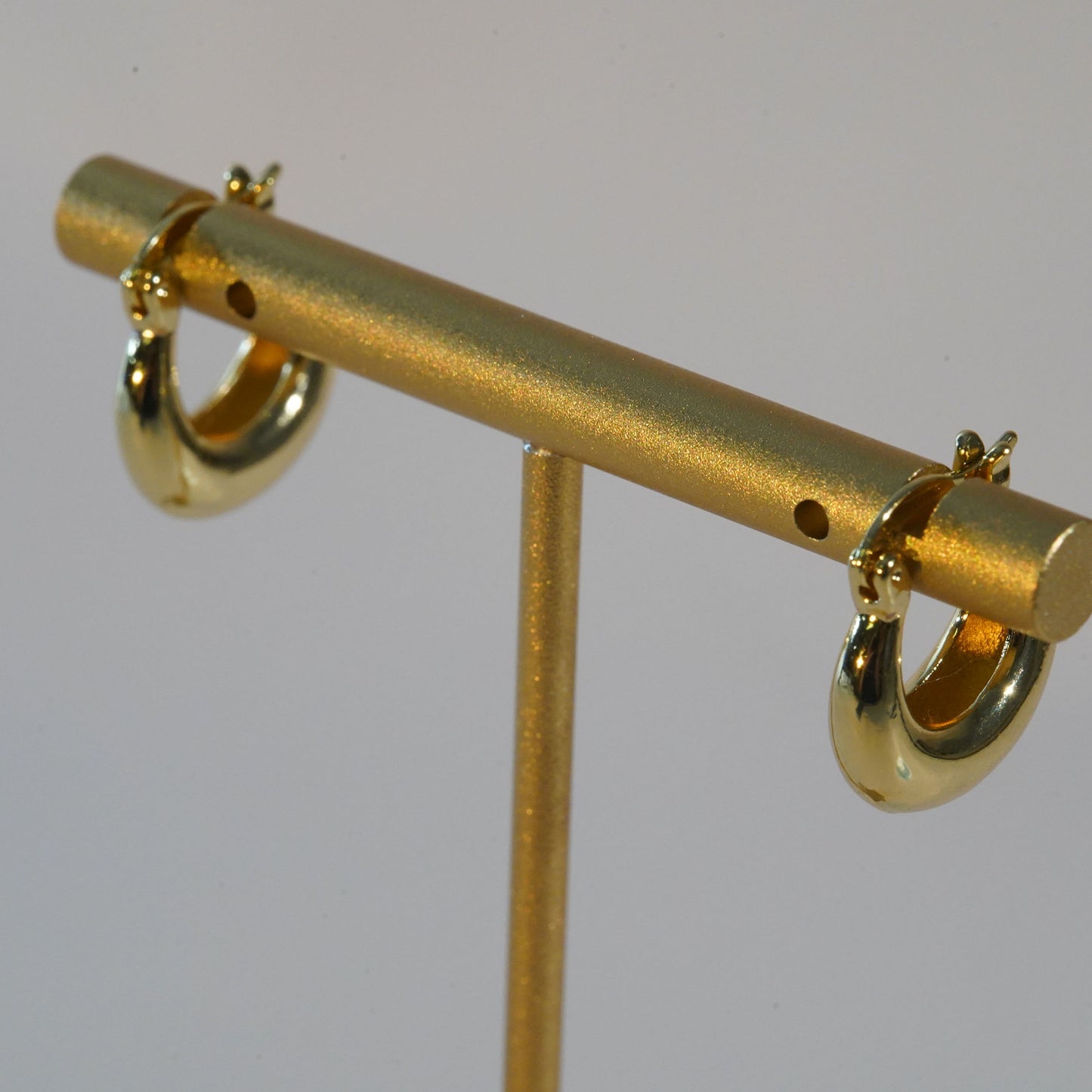 1pair 18K Gold Filled Thick Hoops Earrings,Gold Hoops,Dainty Teardrop Hoops Huggie,Gold Huggies Hoop Earrings