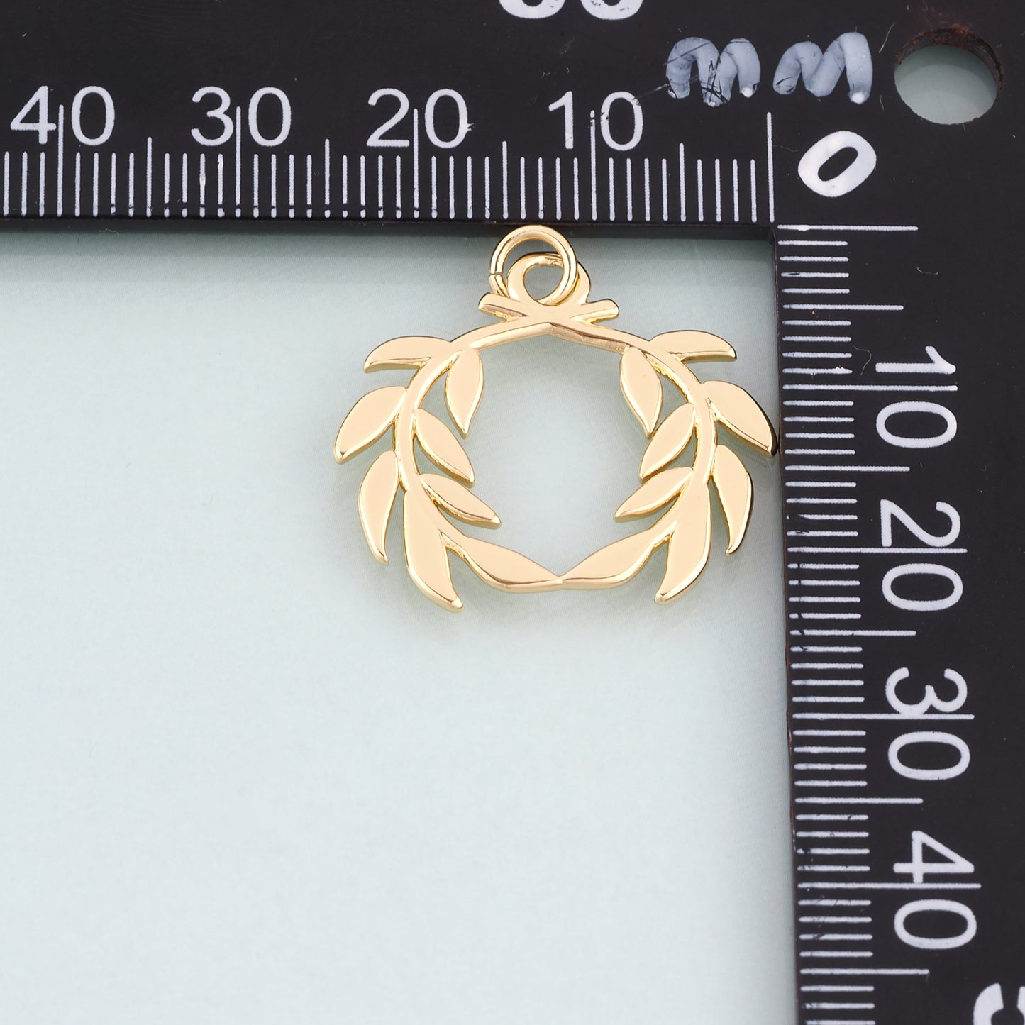 18K Gold Filled Laurel Wreath Pendant,Light Luxury and Artistic Charm Bracelet Necklace for DIY Jewelry Making Supply