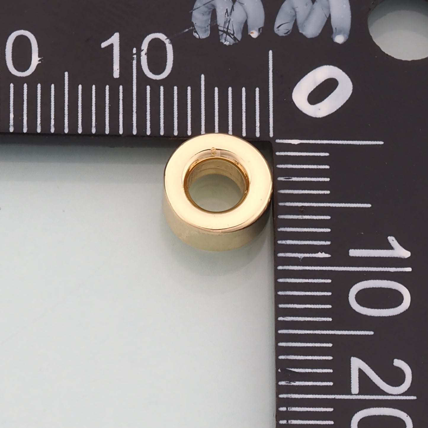 Gold Round Beads Charms,18K Gold Filled Round Flat Spacer beads Bracelet Necklace for DIY Jewelry Making Supply