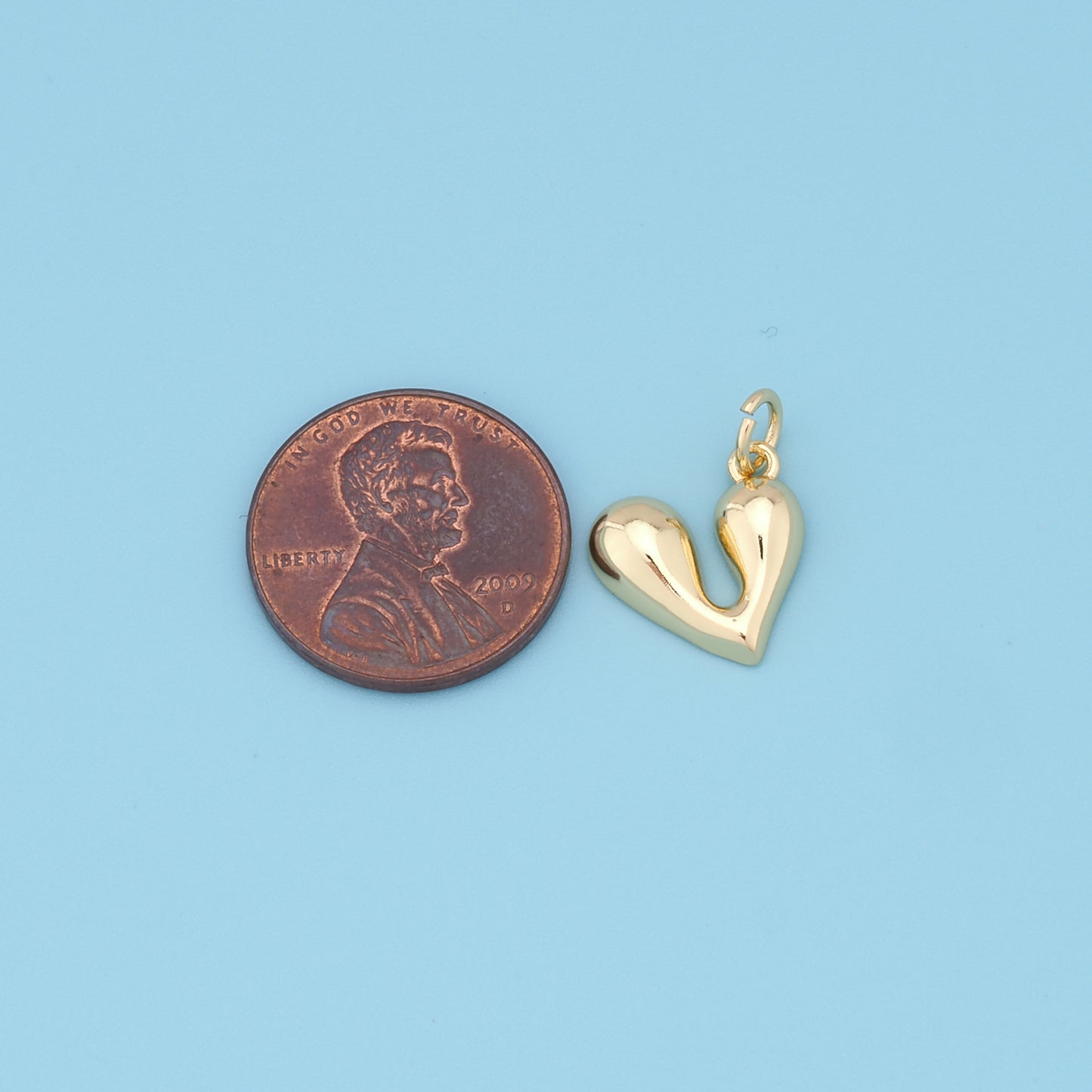 Gold Heart Charms,18K Gold Filled Heart Pendant,Tiny Heart Charm Bracelet Necklace for DIY Jewelry Making Supply