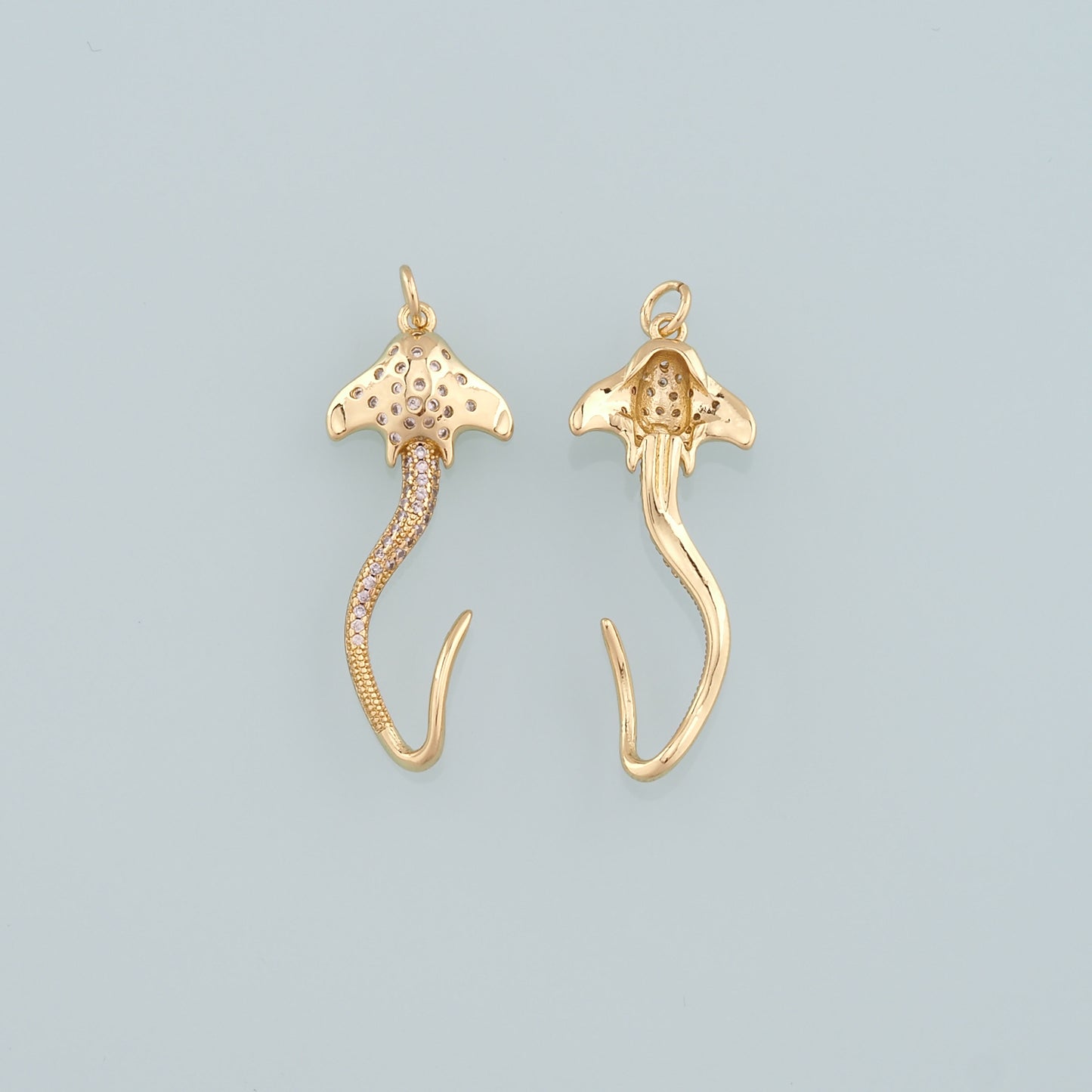 Gold Fish Charms,18K Gold Filled Manta Ray Pendant,CZ Micro Pave Manta Ray Charm Bracelet Necklace for DIY Jewelry Making Supply