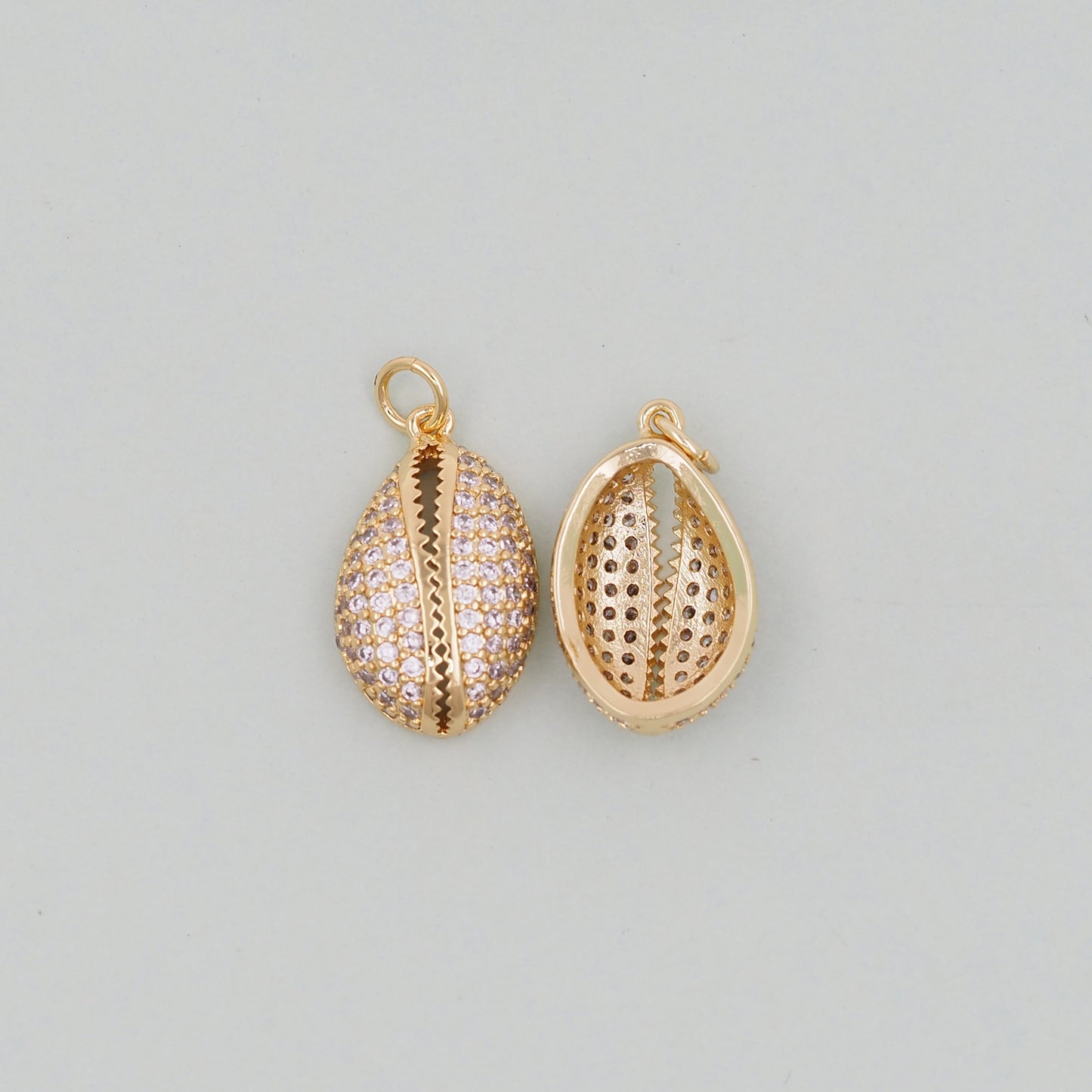 Gold Shell Charms,18K Gold Filled Conch Shell Pendant,Conch Shell Charm Bracelet Necklace for DIY Jewelry Making Supply