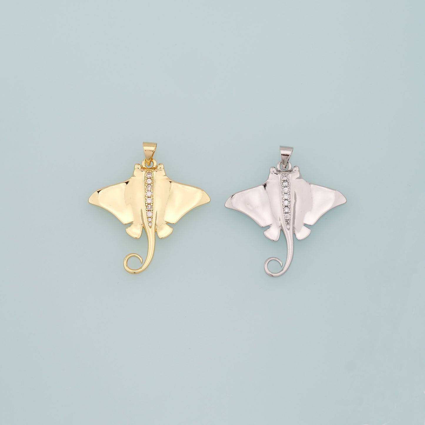 Gold Fish Charms,18K Gold Filled Manta Ray Pendant,CZ Micro Pave Manta Ray Charm Bracelet Necklace for DIY Jewelry Making Supply