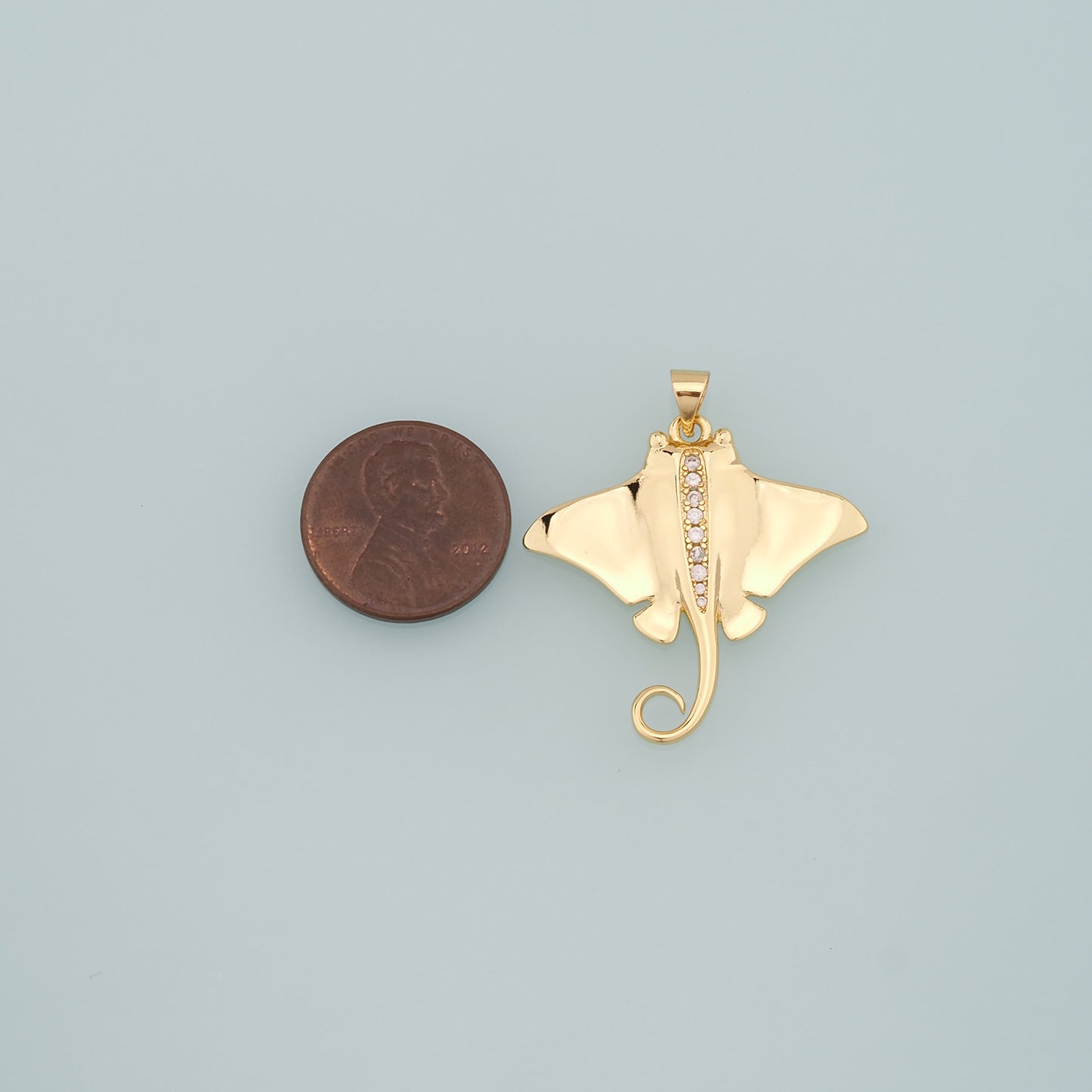 Gold Fish Charms,18K Gold Filled Manta Ray Pendant,CZ Micro Pave Manta Ray Charm Bracelet Necklace for DIY Jewelry Making Supply