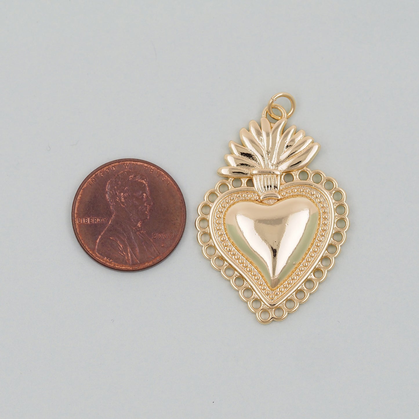 Gold Sacred Heart Charms,18K Gold Filled Sacred Heart Pendant,Religious Charm Bracelet Necklace for DIY Jewelry Making Supply