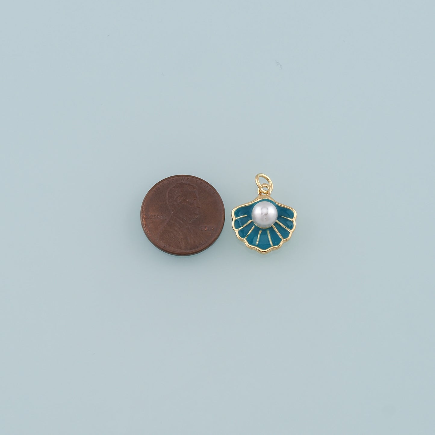 Gold Shell Charms,18K Gold Filled Pearl Scallop Pendant,Enamel Conch Shell Charm Bracelet Necklace for DIY Jewelry Making Supply