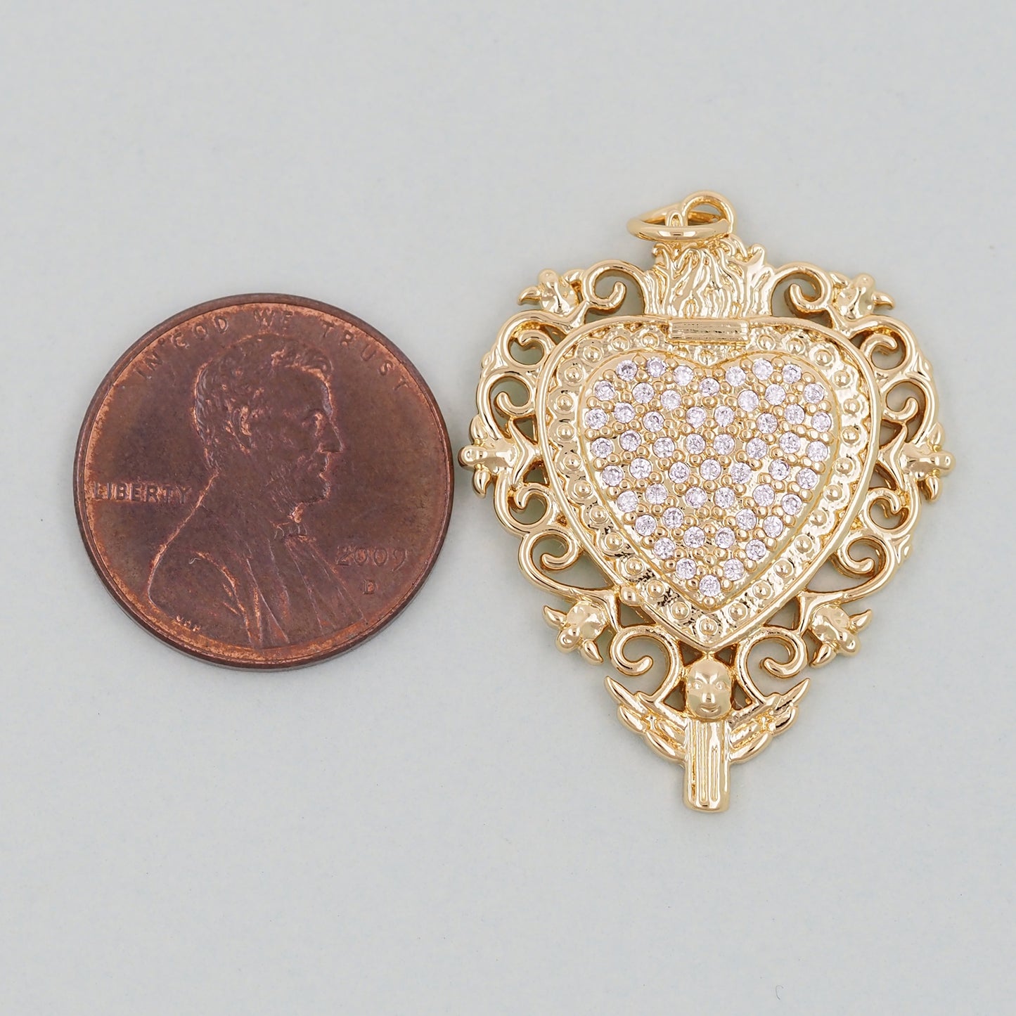 Gold sacred Heart Charms,18K Gold Filled sacred heart Pendant,Religious Charm Bracelet Necklace for DIY Jewelry Making Supply