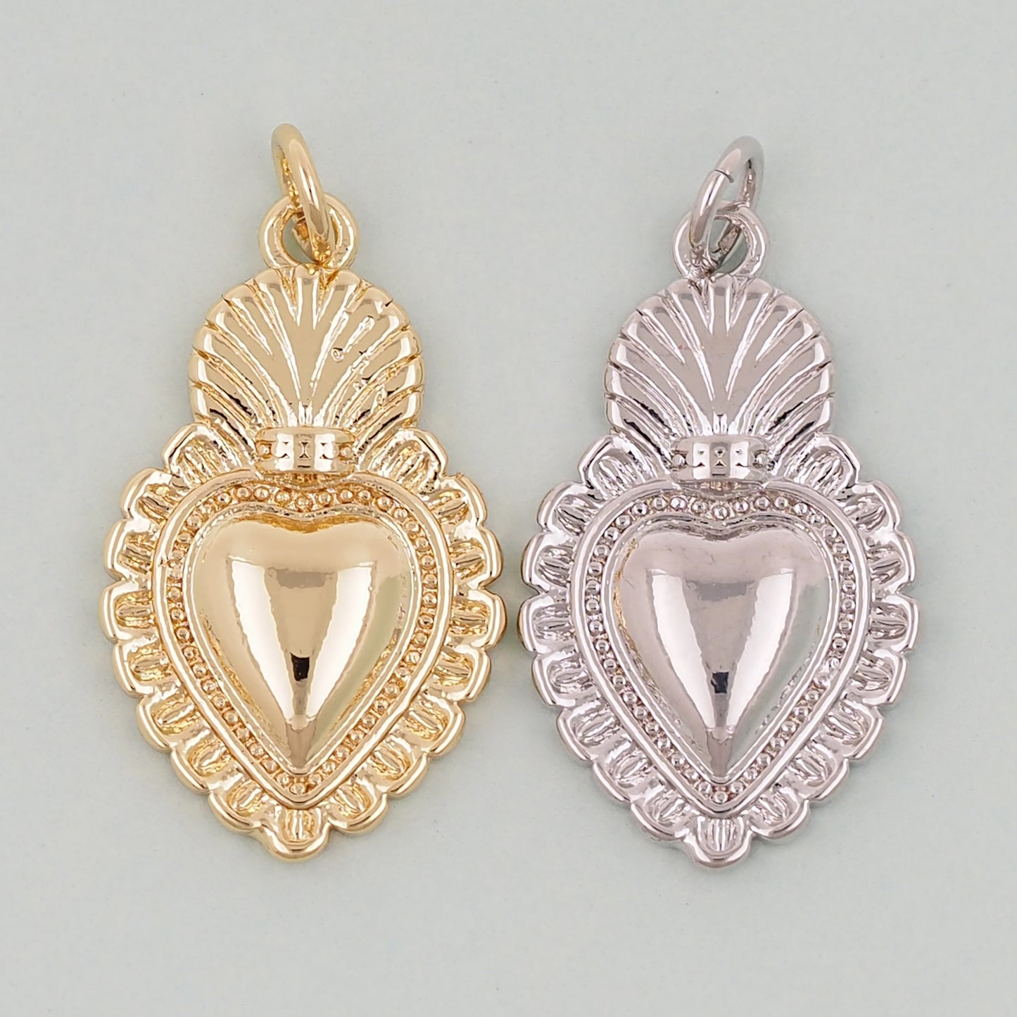 18K Gold Filled Sacred Heart Pendant,Sacred Heart Charm Bracelet Necklace for DIY Jewelry Making Supply