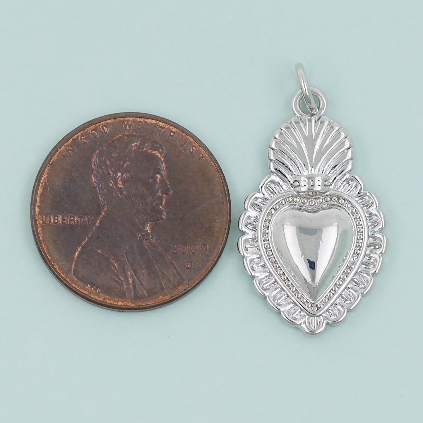 18K Gold Filled Sacred Heart Pendant,Sacred Heart Charm Bracelet Necklace for DIY Jewelry Making Supply