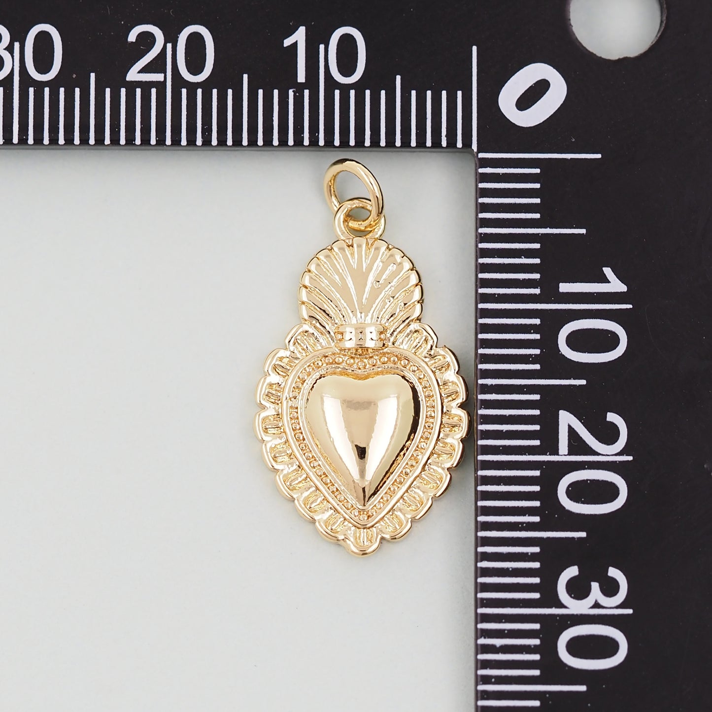 18K Gold Filled Sacred Heart Pendant,Sacred Heart Charm Bracelet Necklace for DIY Jewelry Making Supply