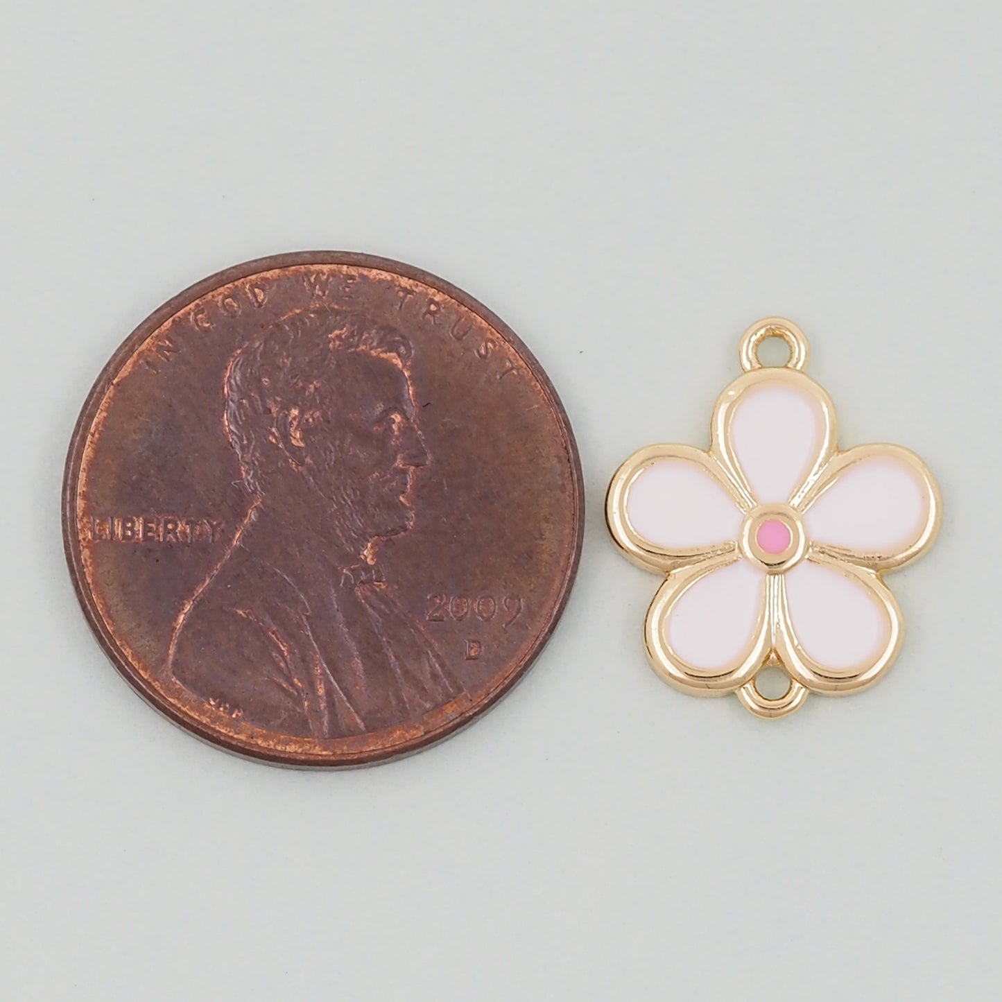 Gold Enamel Flower Charms,18K Gold Filled flower daisy Pendant,flower Charm Bracelet Necklace for DIY Jewelry Making Supply