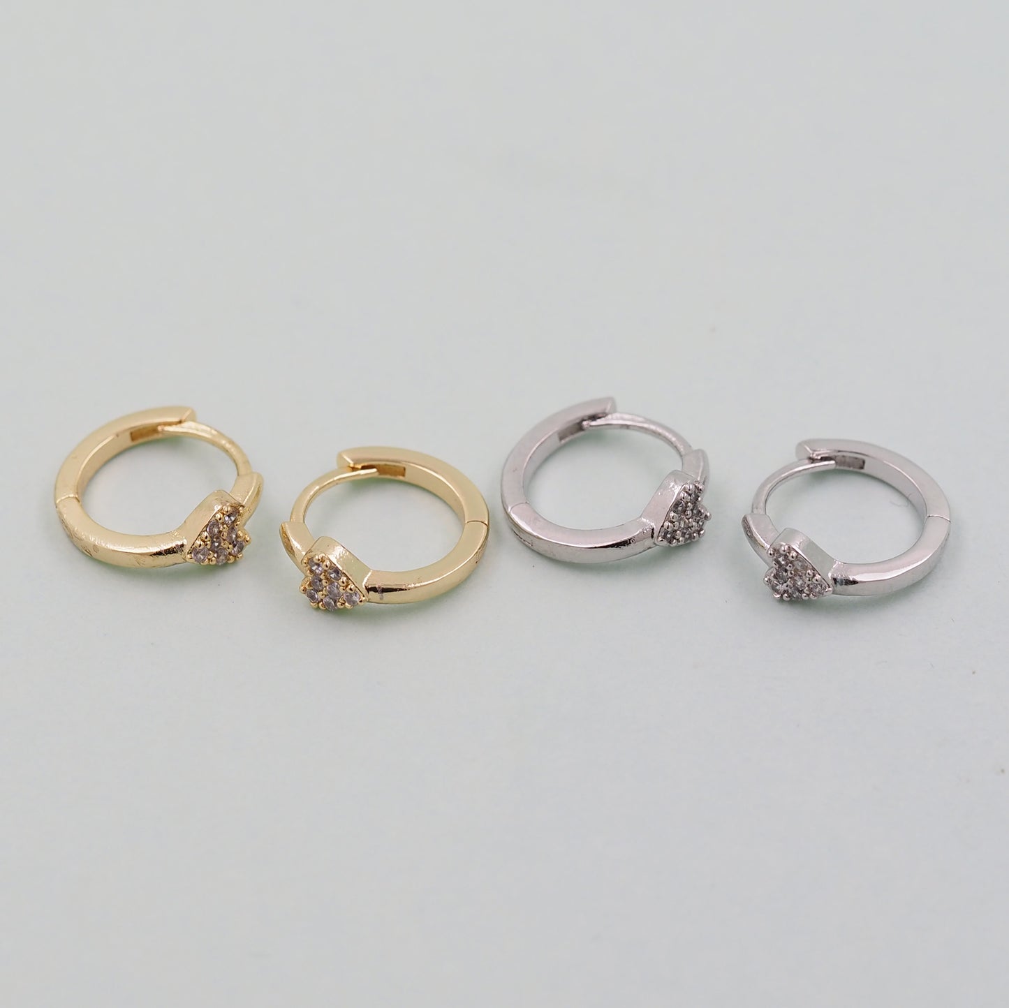 1pair 18K Gold Filled Heart Hoops Earrings,Gold Earrings,Dainty Hoops Huggie,Gold Huggies Hoop Earrings