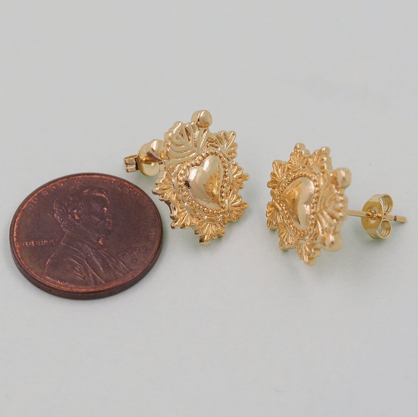 1pair 18K Gold Filled Sacred Heart Earrings,Flaming Heart Earrings,Gold Earrings,Dainty Hoops Huggie,Gold Huggies Hoop Earrings