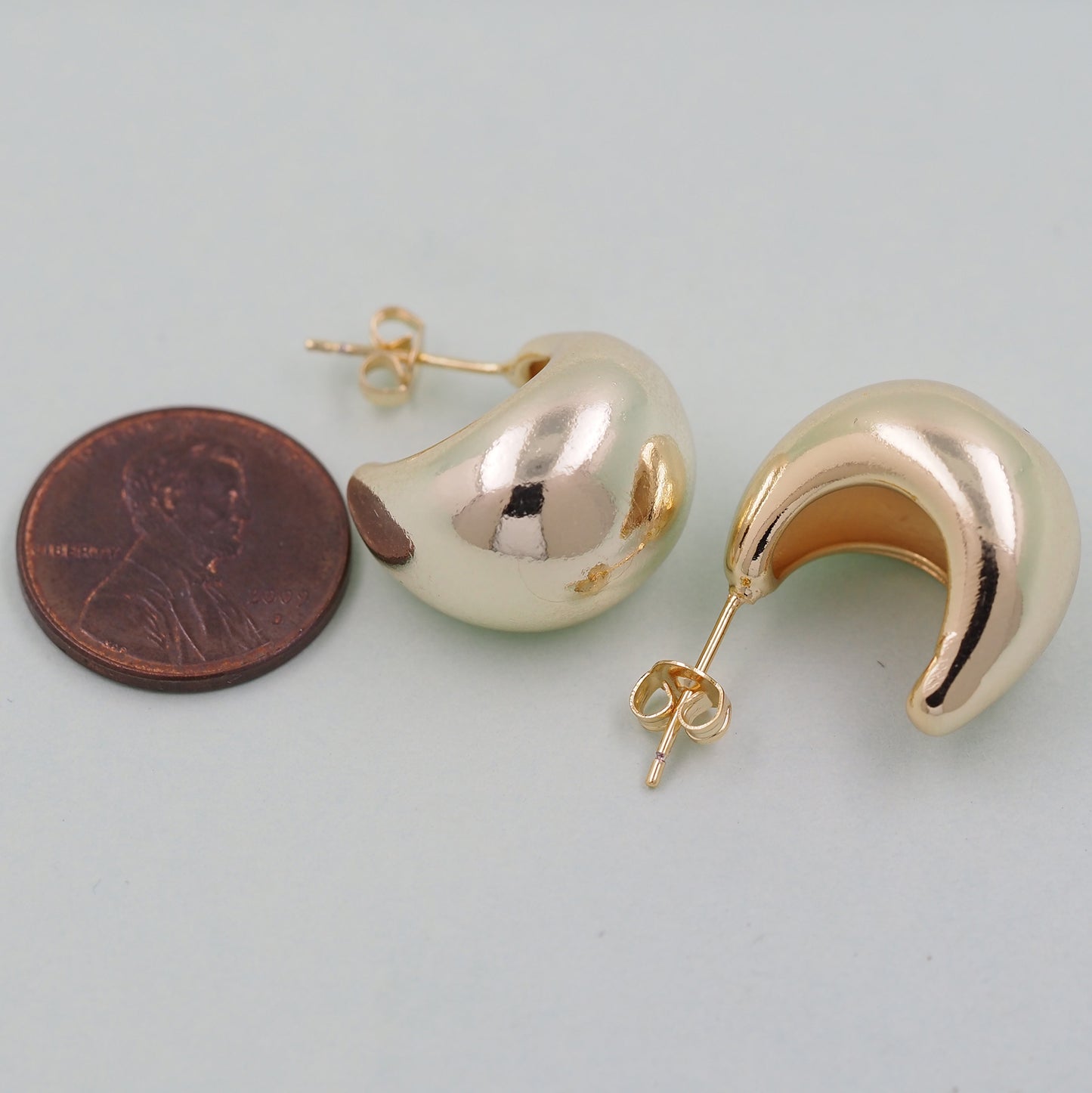 1pair 14K Gold Filled Thick Hoops Earrings,Gold Earrings,Dainty Hoops Huggie,Gold Huggies Hoop Earrings