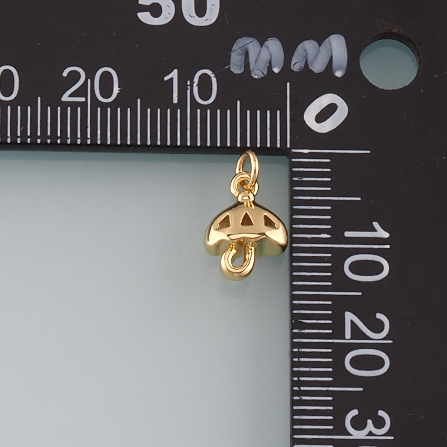 Gold Umbrella Charms,18K Gold Filled Umbrella Pendant,Dainty Umbrella Charm Bracelet Necklace for DIY Jewelry Making Supply