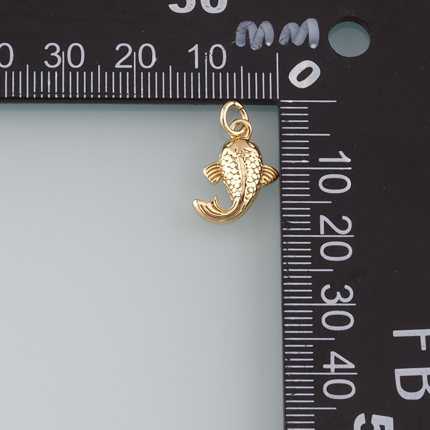 Gold Fish Charms,18K Gold Filled Fish Pendant,Fish Charm Bracelet Necklace for DIY Jewelry Making Supply