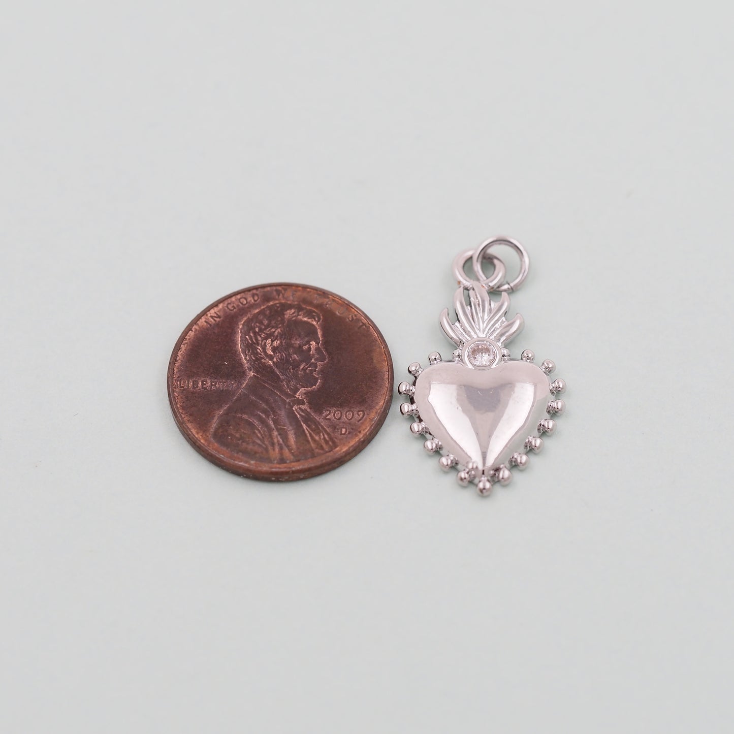 Gold sacred Heart Charms,18K Gold Filled flame sacred heart Pendant,Religious Charm Bracelet Necklace for DIY Jewelry Making Supply
