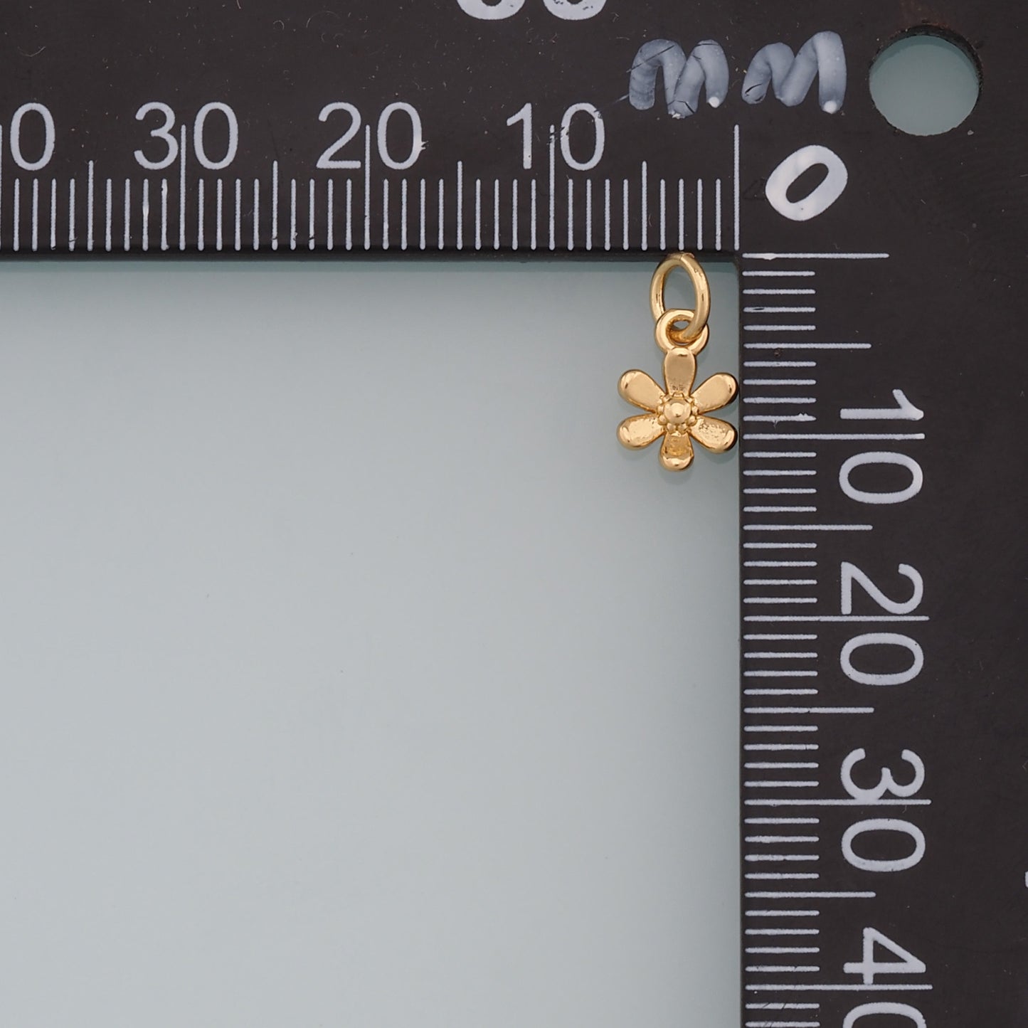 18K Gold Filled Tiny Flowers Pendant,Flowers Charm Bracelet Necklace for DIY Jewelry Making Supply