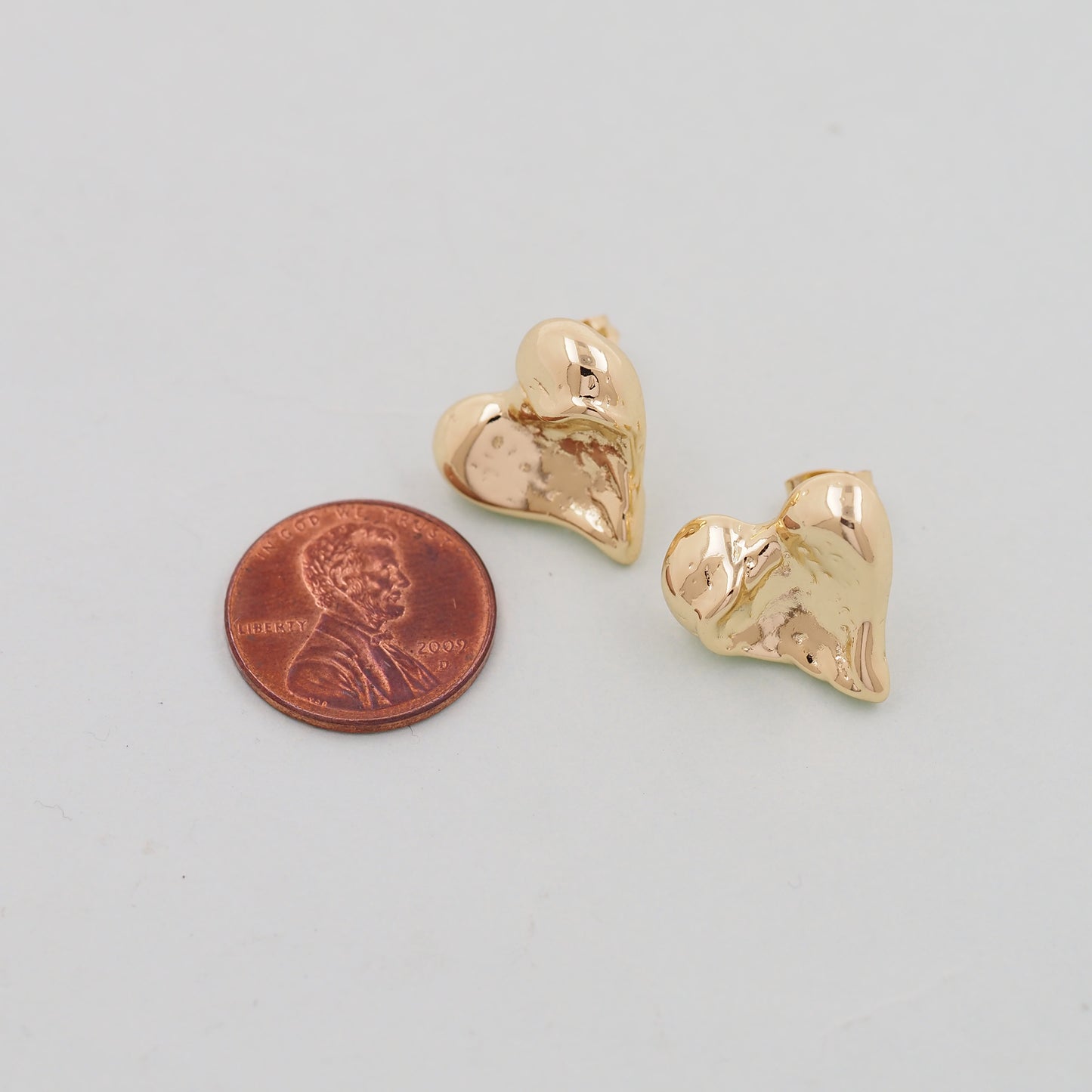 1pair 18K Gold Filled Heart Earrings,Gold Earrings,Dainty Earrings