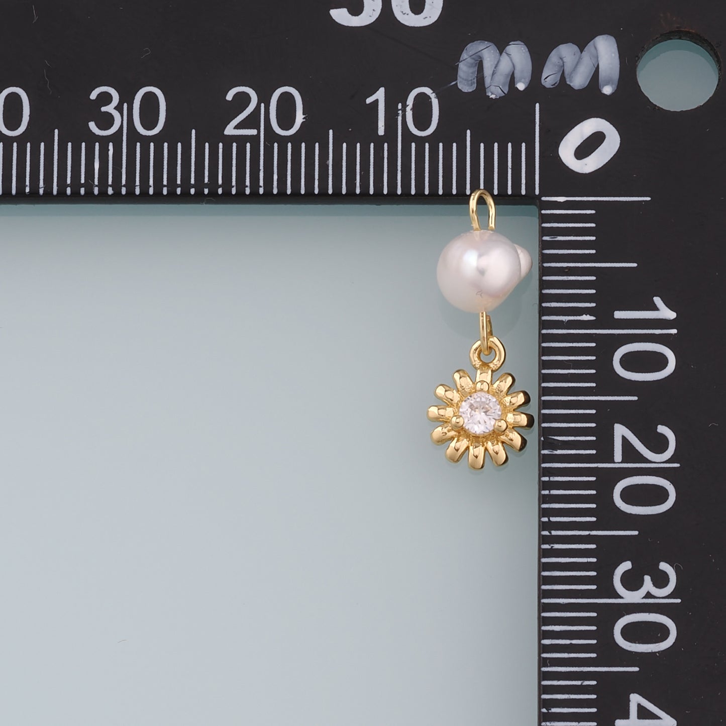 18K Gold Filled Pearl Flower Pendant,Dainty Flower Charm Bracelet Necklace for DIY Jewelry Making Supply