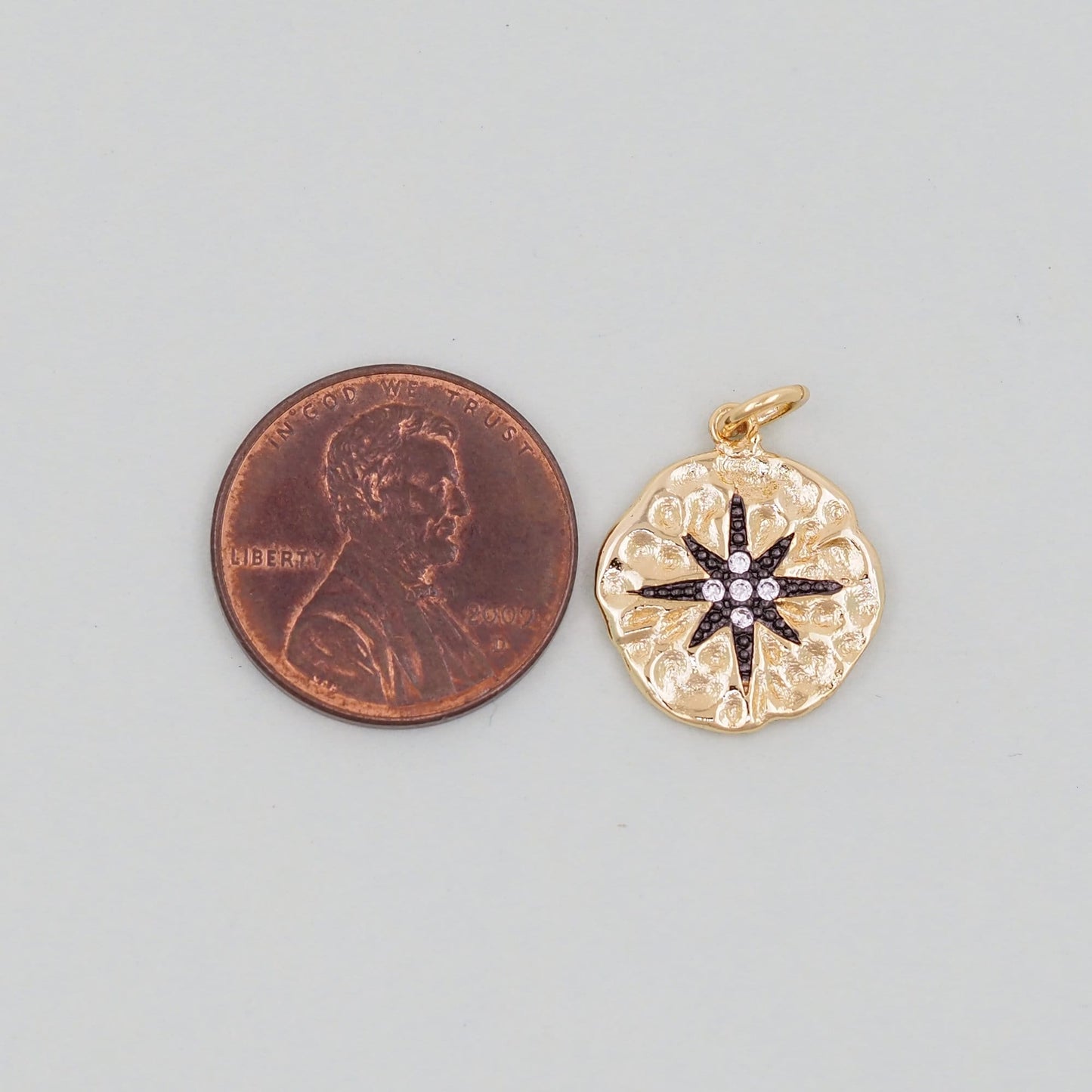 Gold Round Star Charms,18K Gold Filled Starburst Pendant,North Star Charm Bracelet Necklace for DIY Jewelry Making Supply