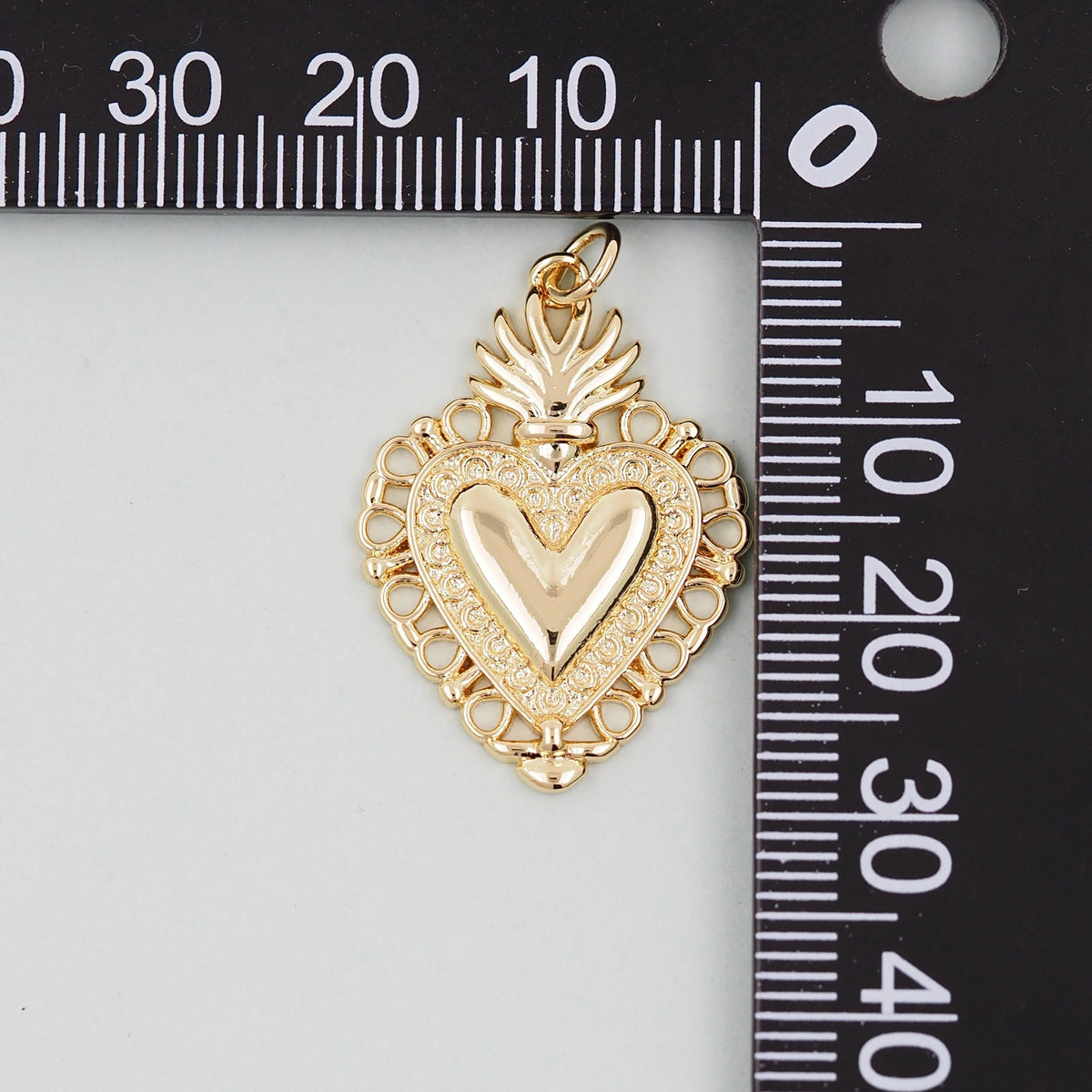 Gold sacred Heart Charms,18K Gold Filled sacred heart Pendant,Religious Charm Bracelet Necklace for DIY Jewelry Making Supply