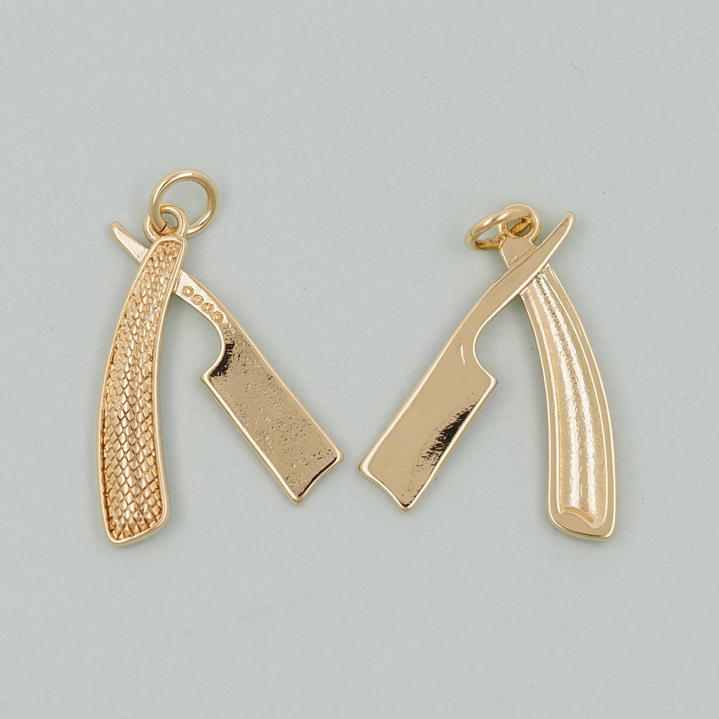 Gold barber Charms,18K Gold Filled razor Pendant,razor Charm Bracelet Necklace for DIY Jewelry Making Supply
