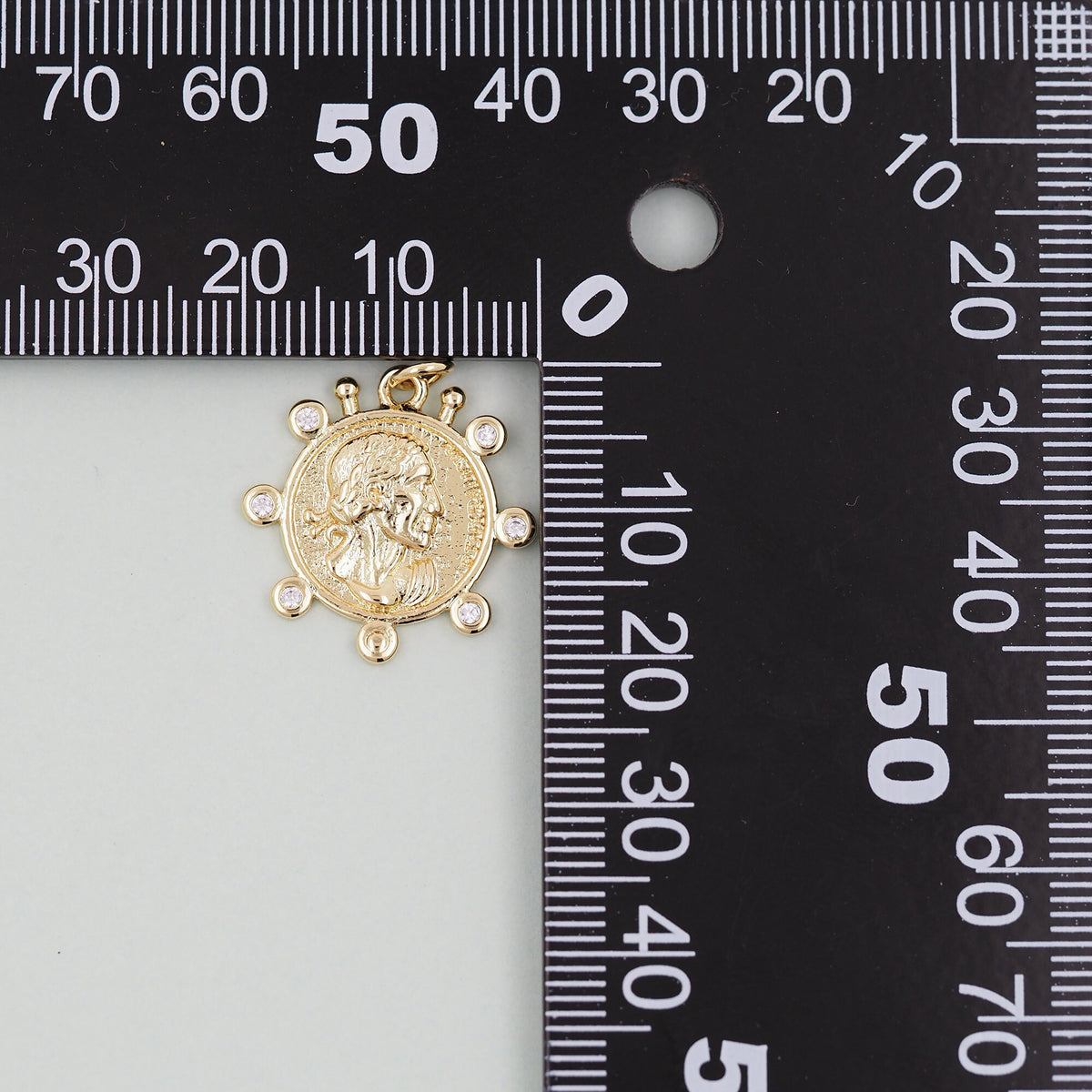 18K Gold Filled Round Charm Pendant for Jewelry Making