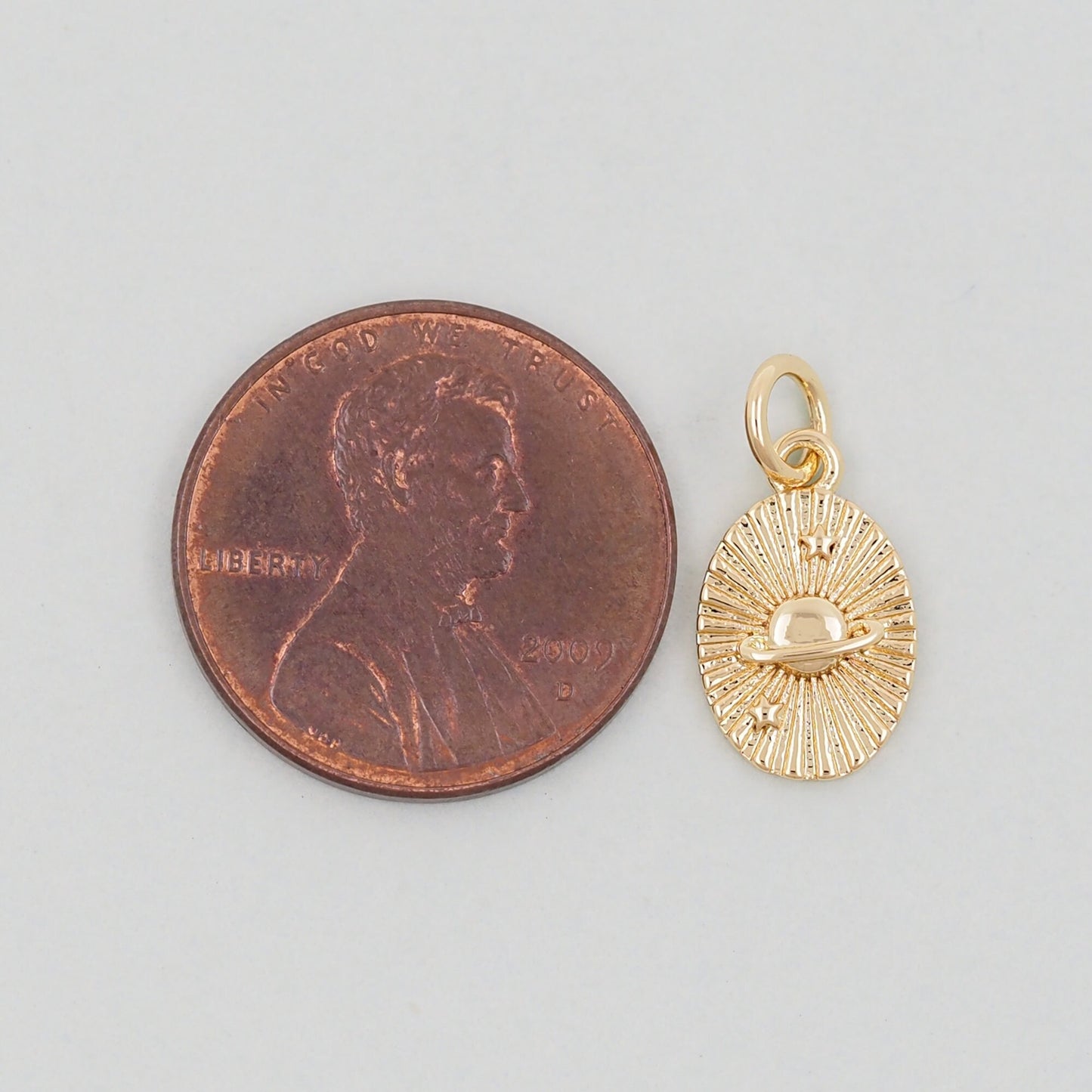 Gold Oval Saturn Charms,18K Gold Filled Saturn Pendant,Silver Celestial Charm Bracelet Necklace for DIY Jewelry Making Supply