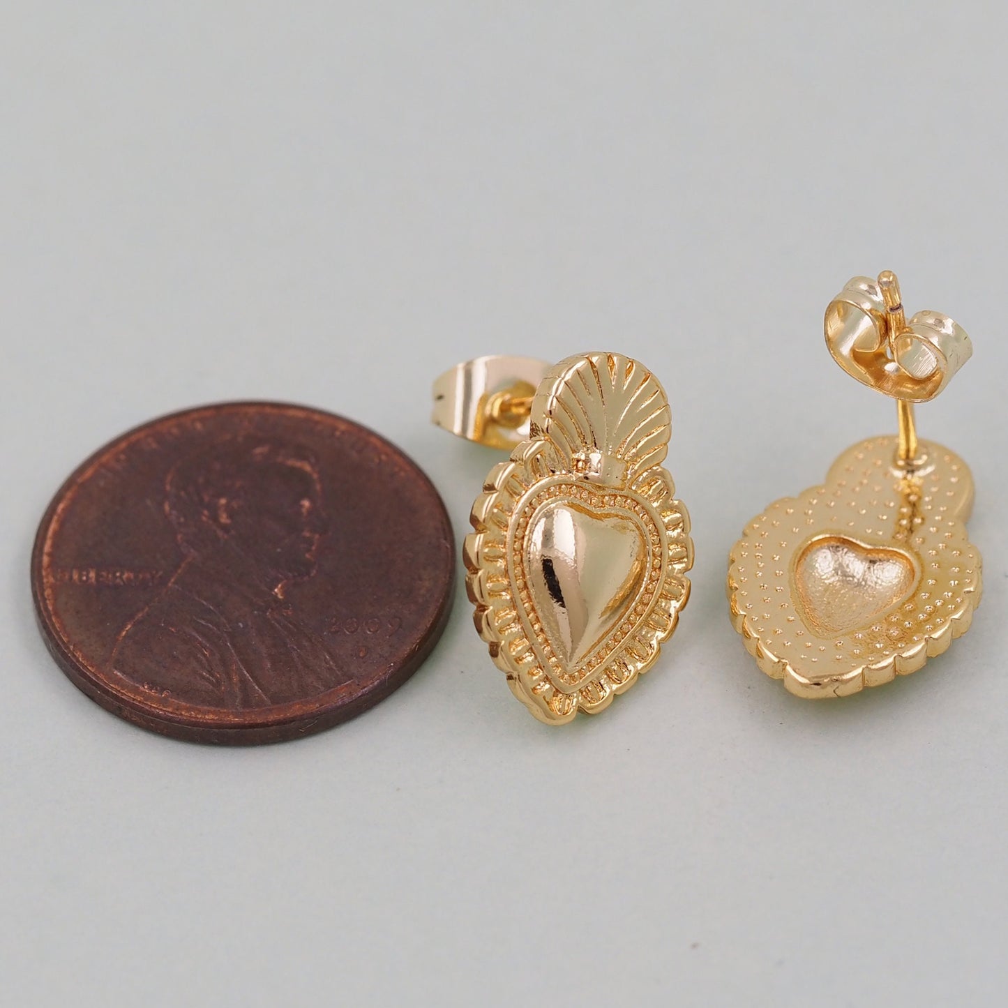 1pair 18K Gold Filled Sacred Heart Earrings,Flaming Heart Earrings,Gold Earrings,Dainty Hoops Huggie,Gold Huggies Hoop Earrings