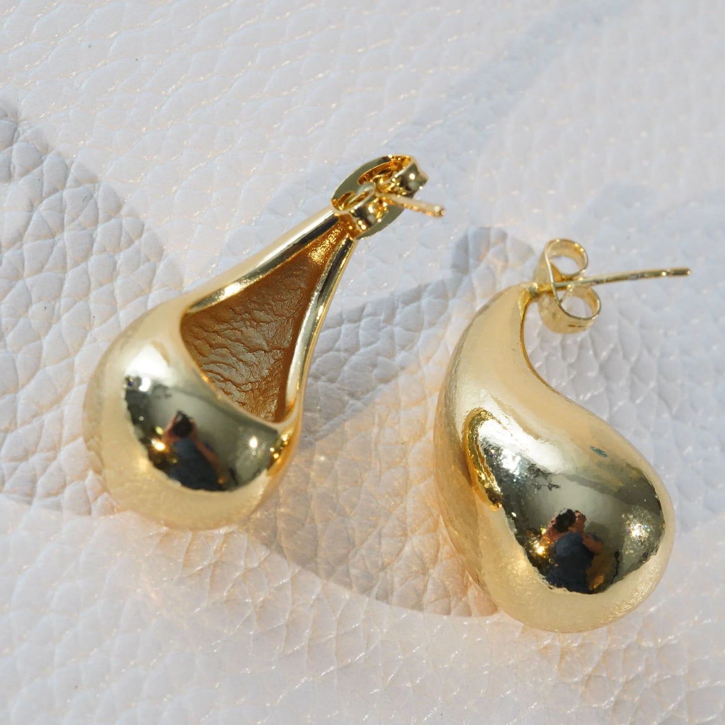 1pair 18K Gold Filled Thick Hoops Earrings,Gold Hoops,Dainty Teardrop Hoops Huggie,Gold Huggies Hoop Earrings