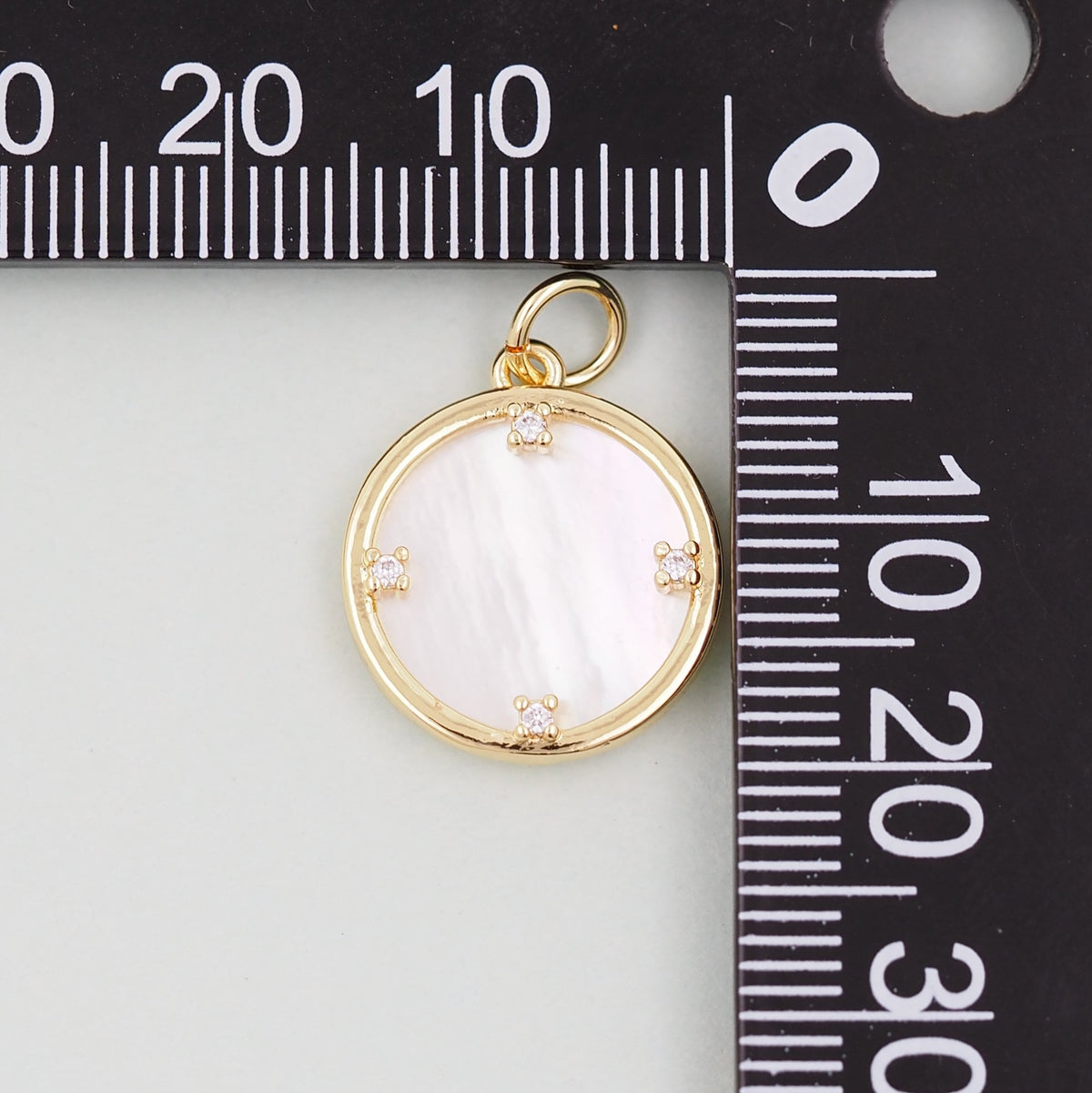 Gold Round Charms,18K Gold Filled Round Pendant,White Shell Round Charm Bracelet Necklace for DIY Jewelry Making Supply