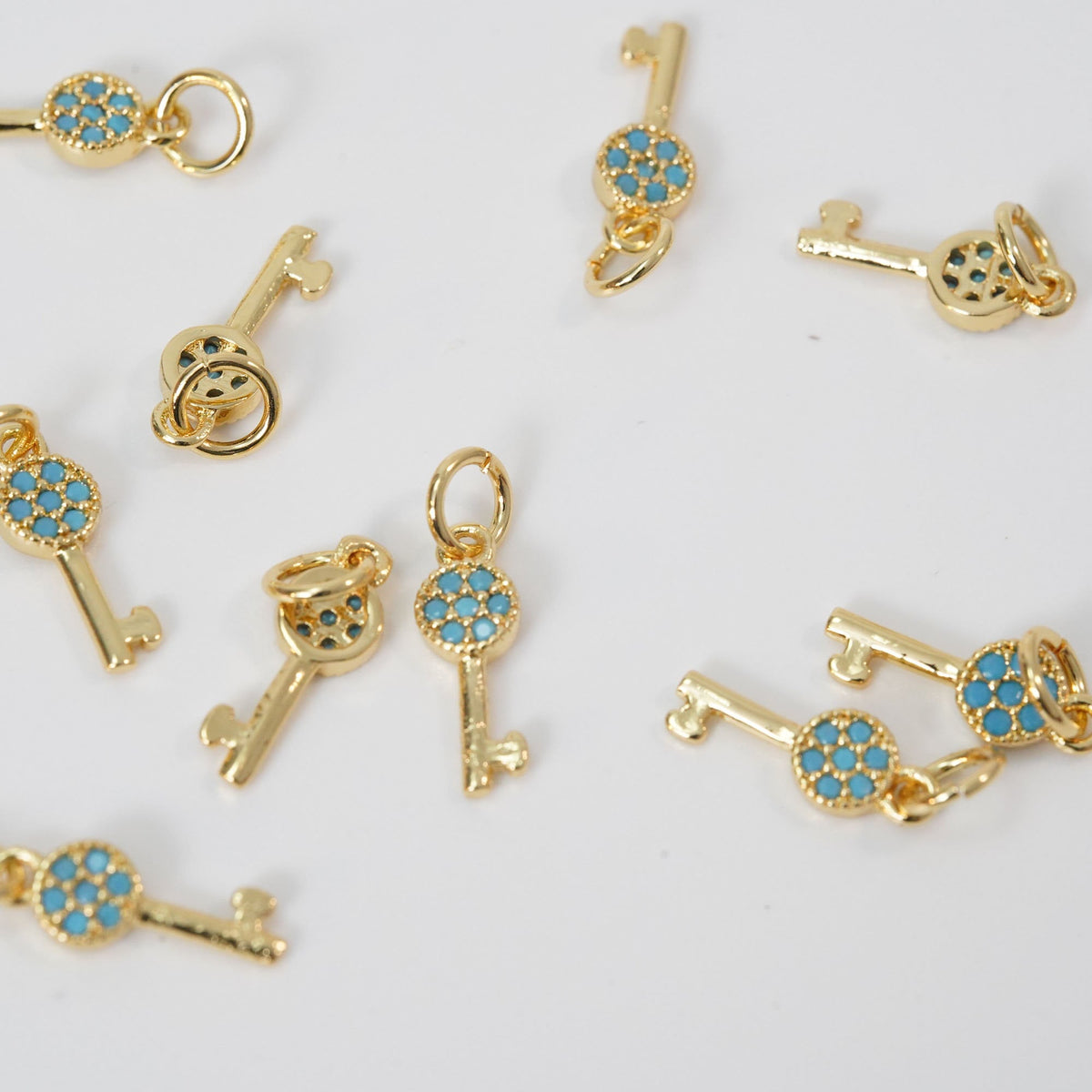 Gold Heart Key Charms,18K Gold Key Pendant,Key Charm Bracelet Necklace for DIY Jewelry Making Supply