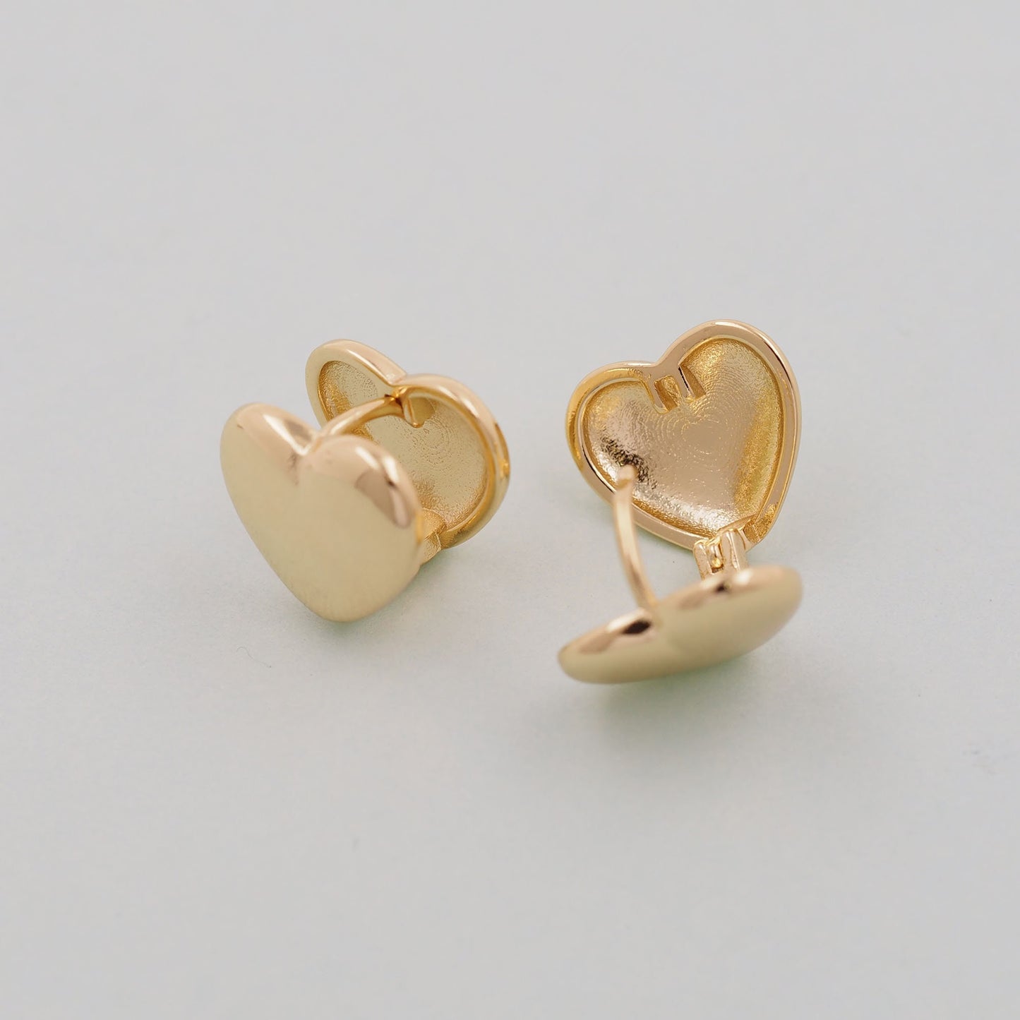 1pair 18K Gold Filled Heart Earrings,Gold Earrings,Dainty Earrings