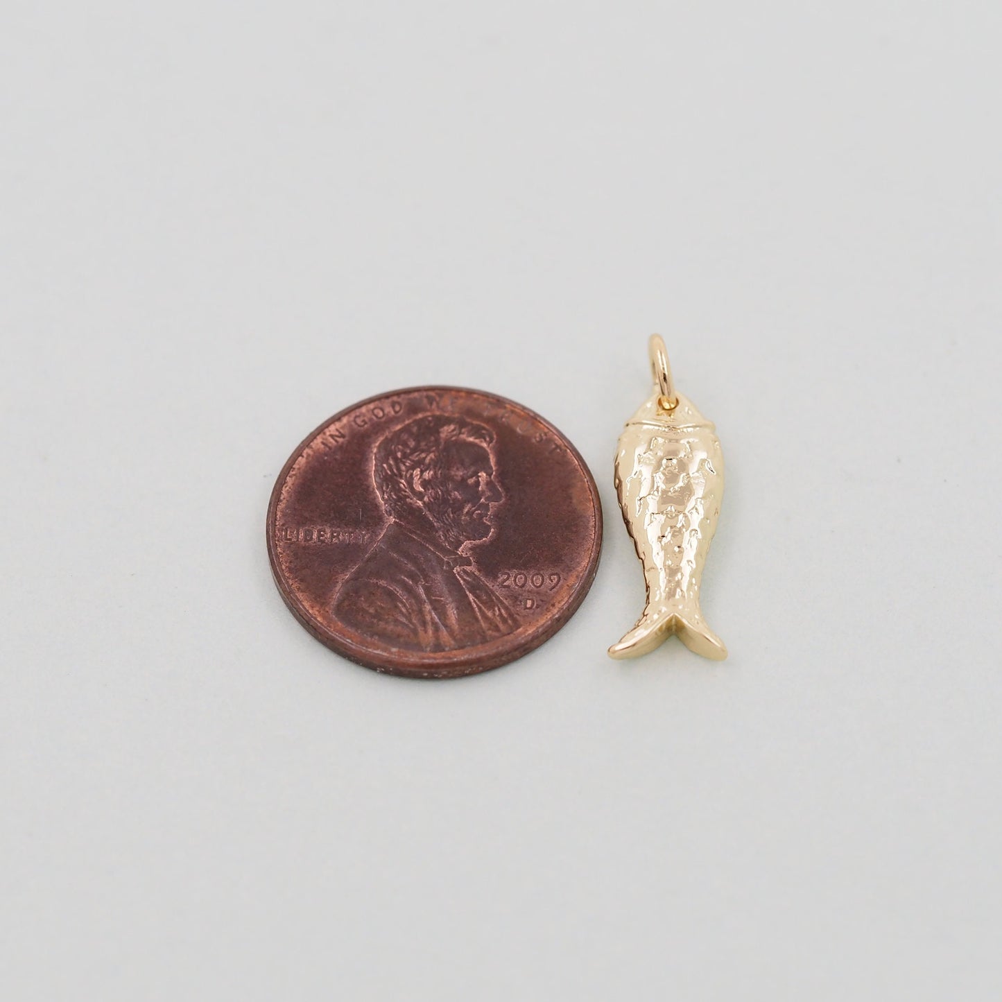 Gold fish Charms,18K Gold Filled fish Pendant,fish Charm Bracelet Necklace for DIY Jewelry Making Supply
