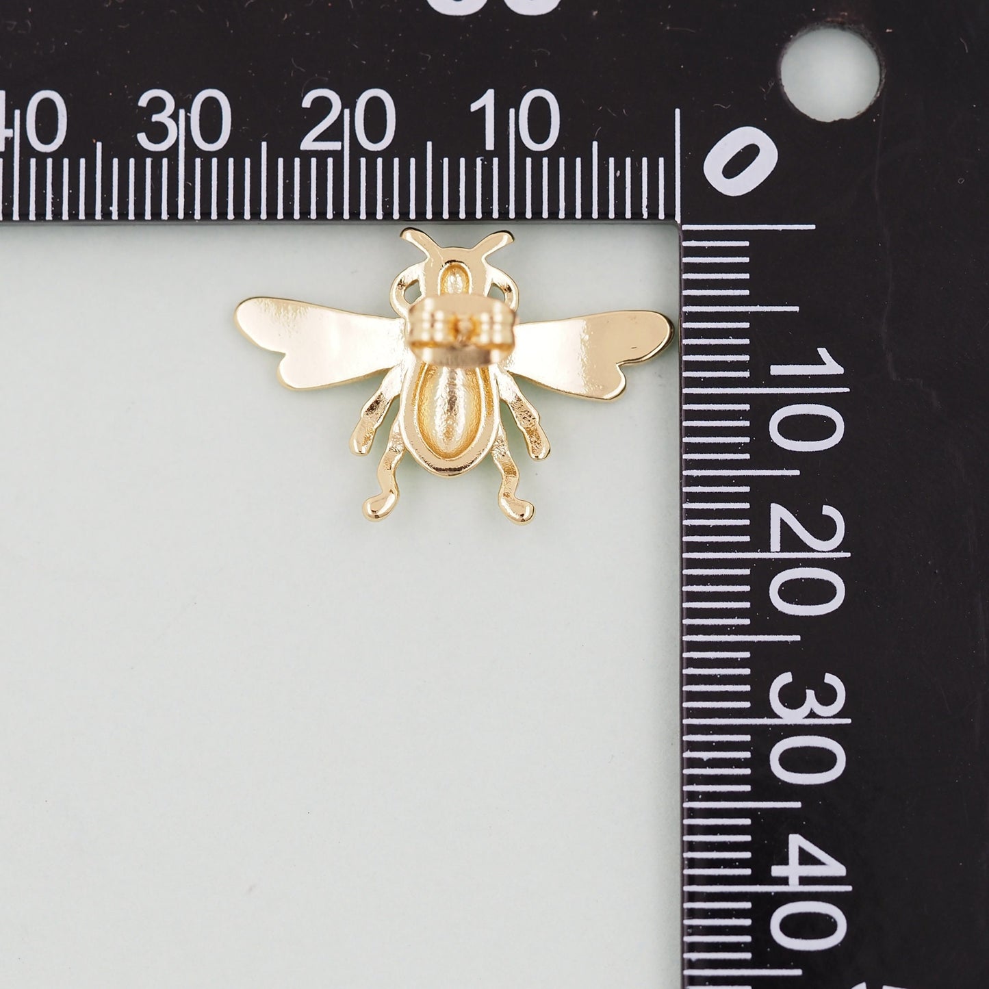 1pair 18K Gold Filled Bee Stud Earrings,Gold Earrings,Dainty Hoops Huggie,Gold Huggies Hoop Earrings