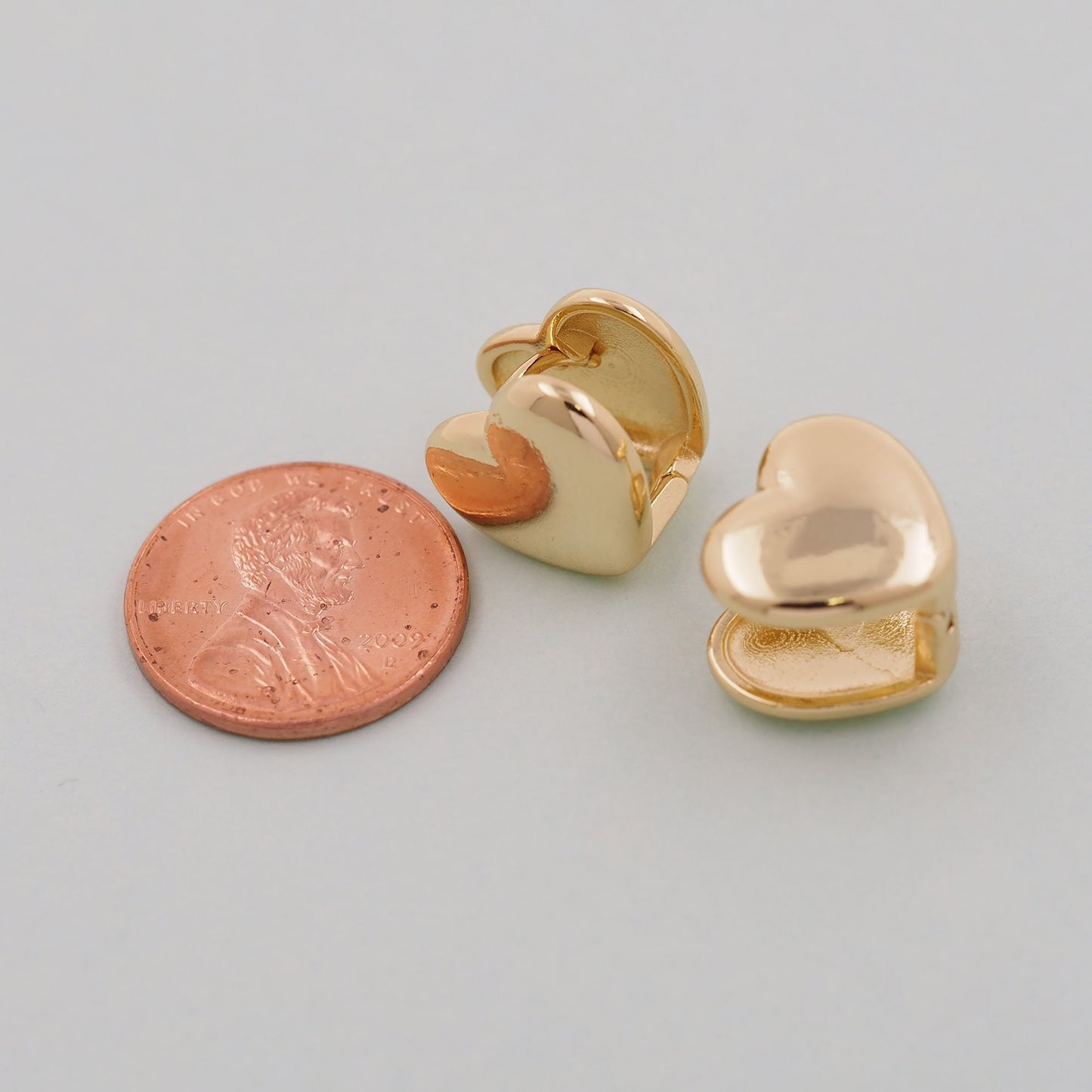 1pair 18K Gold Filled Heart Earrings,Gold Earrings,Dainty Earrings