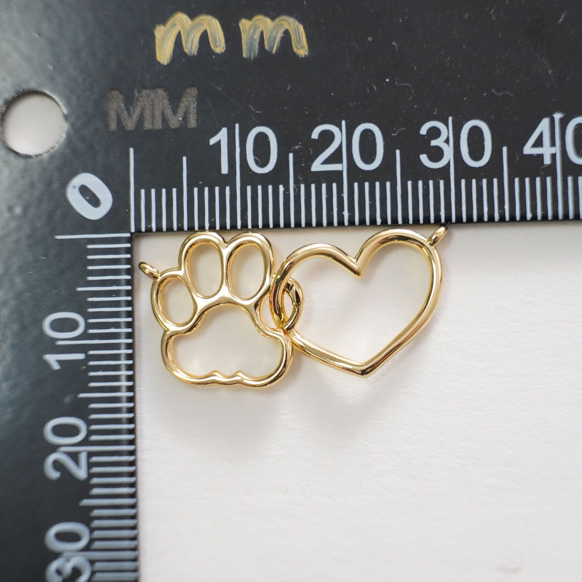 18K Gold Filled Cat Charm Pendant for Jewelry Making