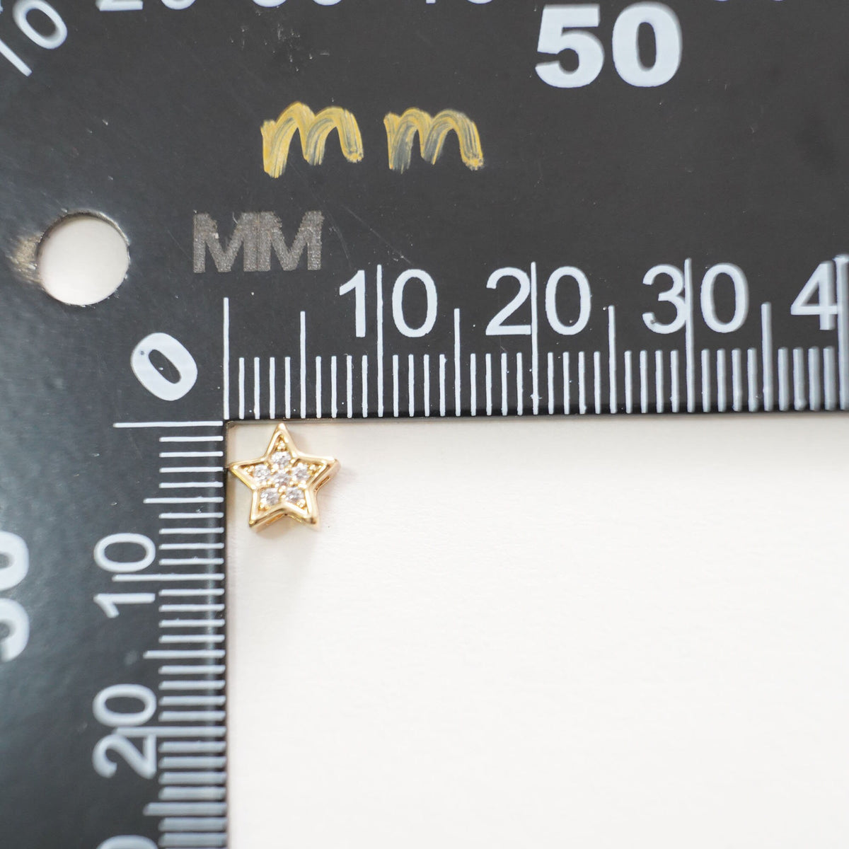 Gold Star spacer Beads Charms,18K Gold Filled Star Bracelet Necklace for DIY Jewelry Making Supply hole 2mm