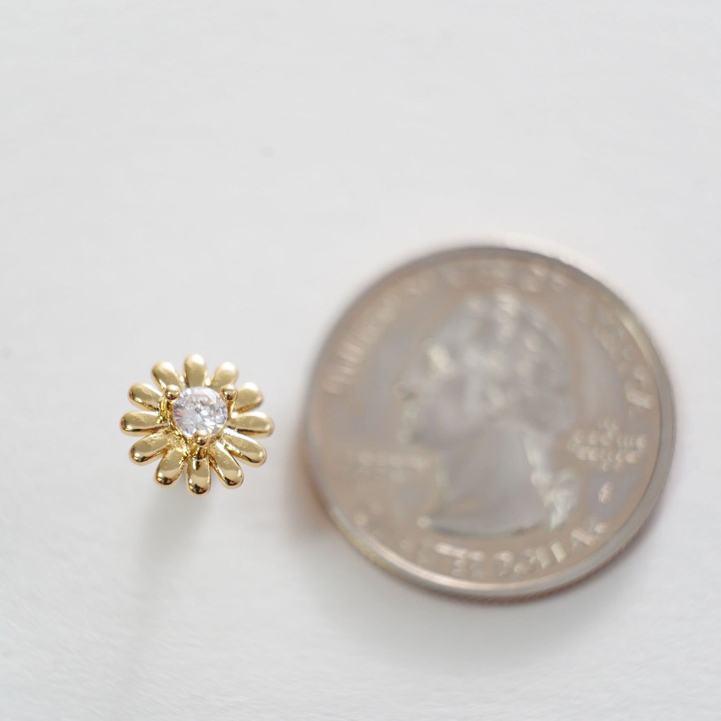 1pair 18K Gold Filled Flower Stud Earrings,Gold Earrings,Dainty Hoops Huggie,Gold Huggies Hoop Earrings