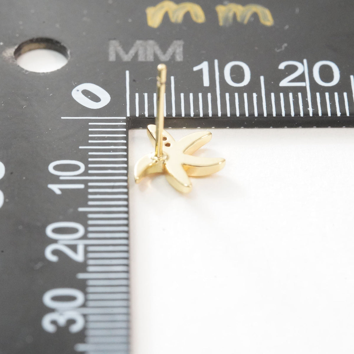 1pair 18K Gold Filled Star Earrings,Gold Earrings,Dainty Earrings