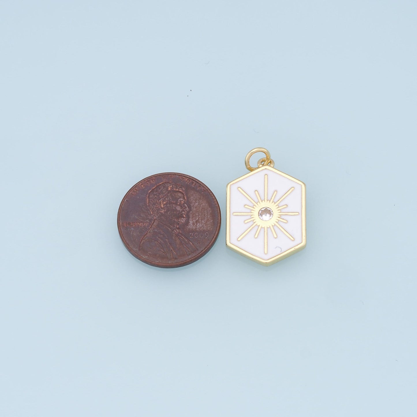 Gold Star Charms,18K Gold Filled Starburst Pendant,Shell North Star Charm Bracelet Necklace for DIY Jewelry Making Supply