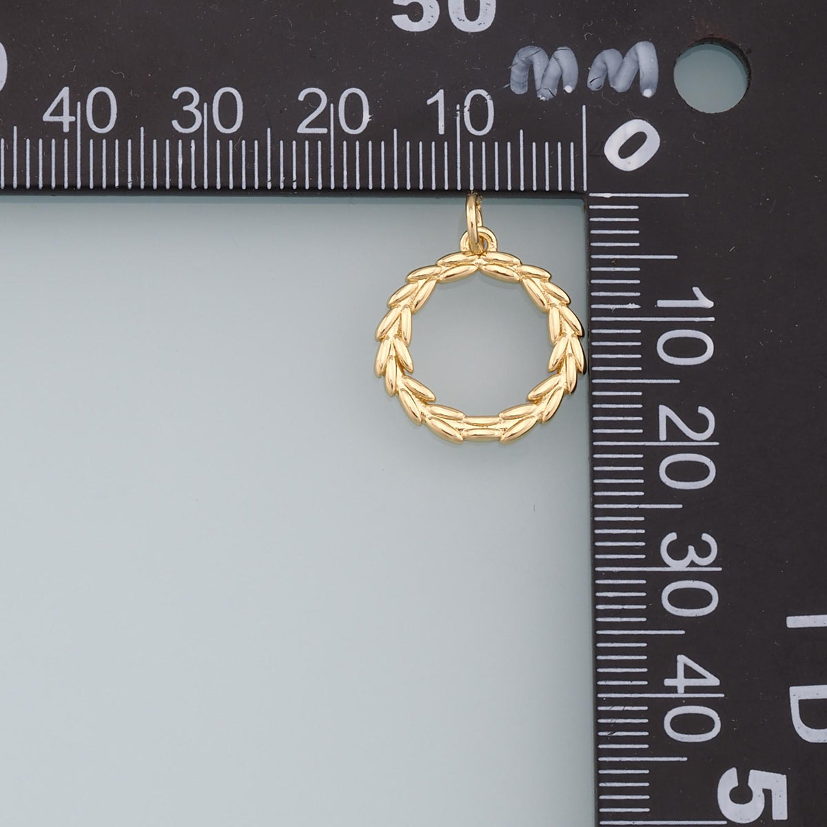 Gold Round Leaf Charms,18K Gold Filled Leaf Pendant,Leaf Charm Bracelet Necklace for DIY Jewelry Making Supply