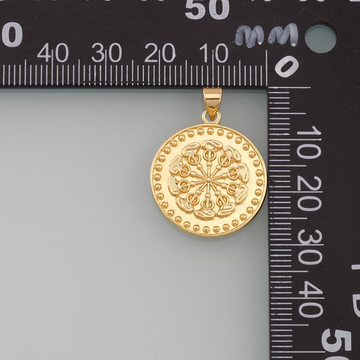 18K Gold Filled Round Charm Pendant for Jewelry Making