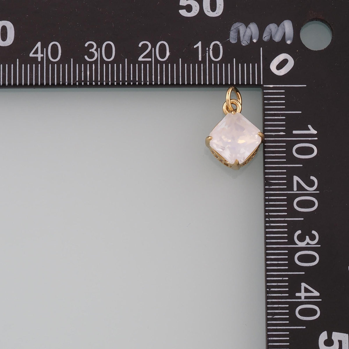 18K Gold Filled Hand Charm Pendant for Jewelry Making